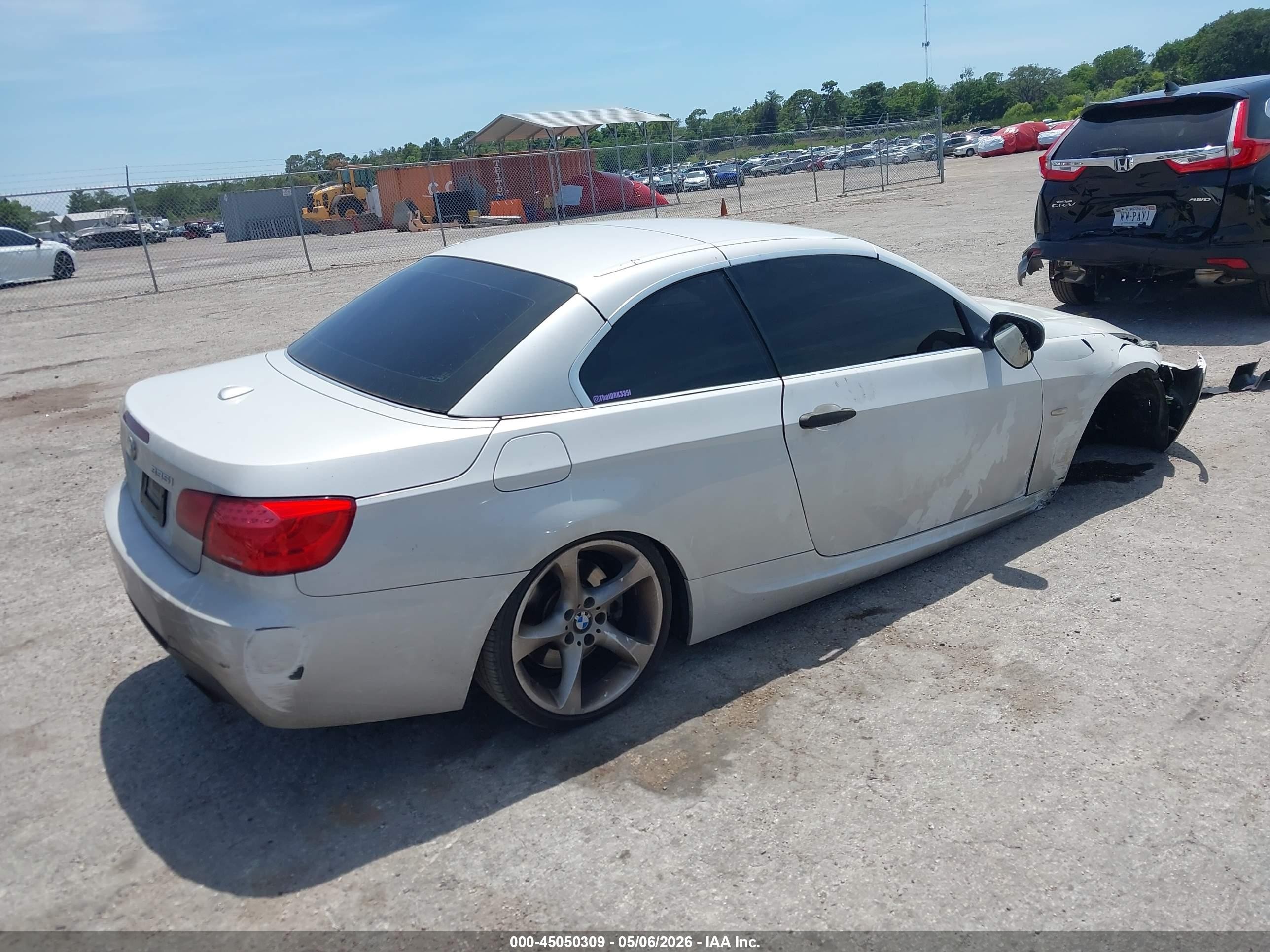 2011 Bmw 335i White vin: WBADX7C51BE743413