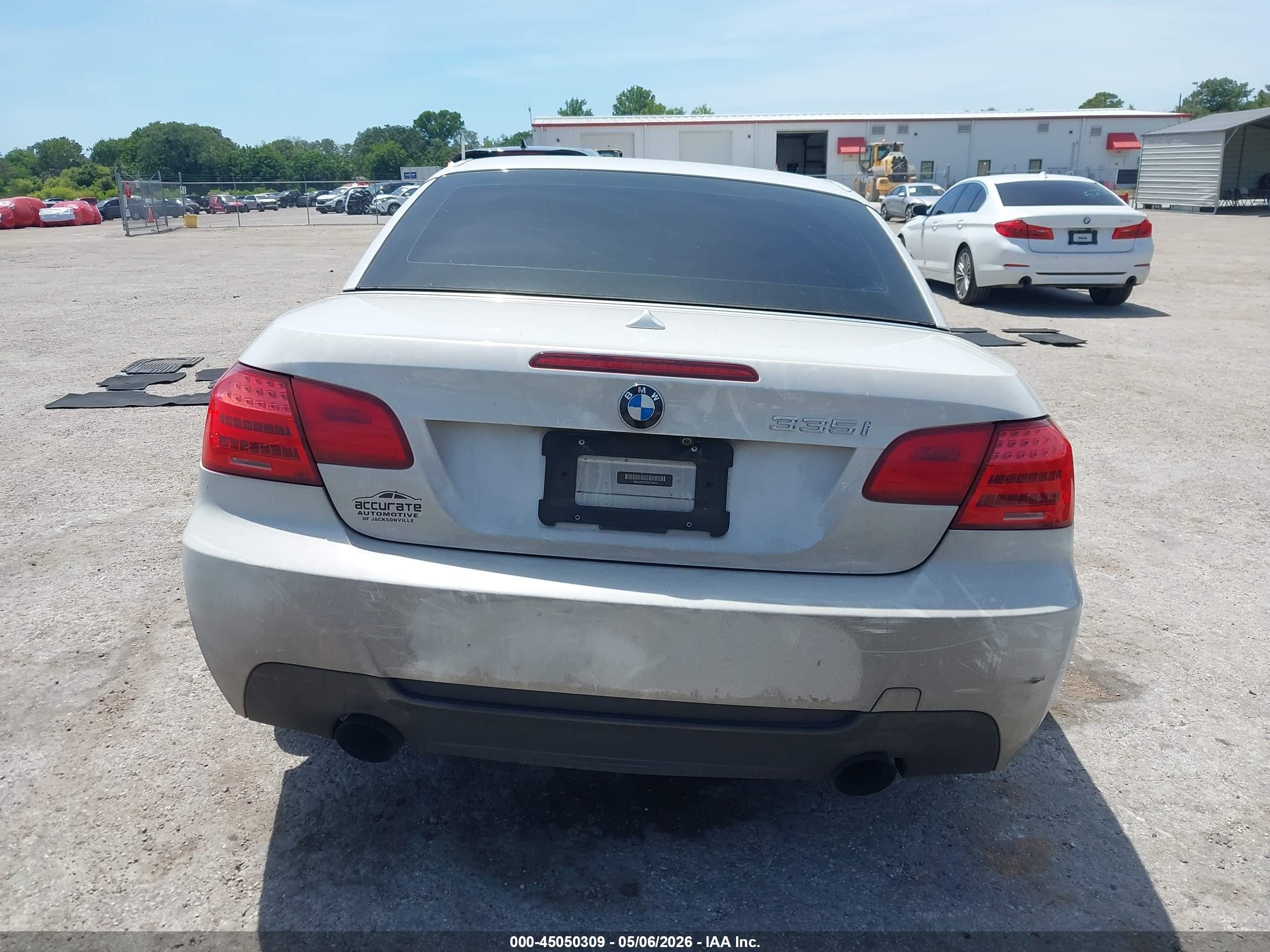 2011 Bmw 335i White vin: WBADX7C51BE743413