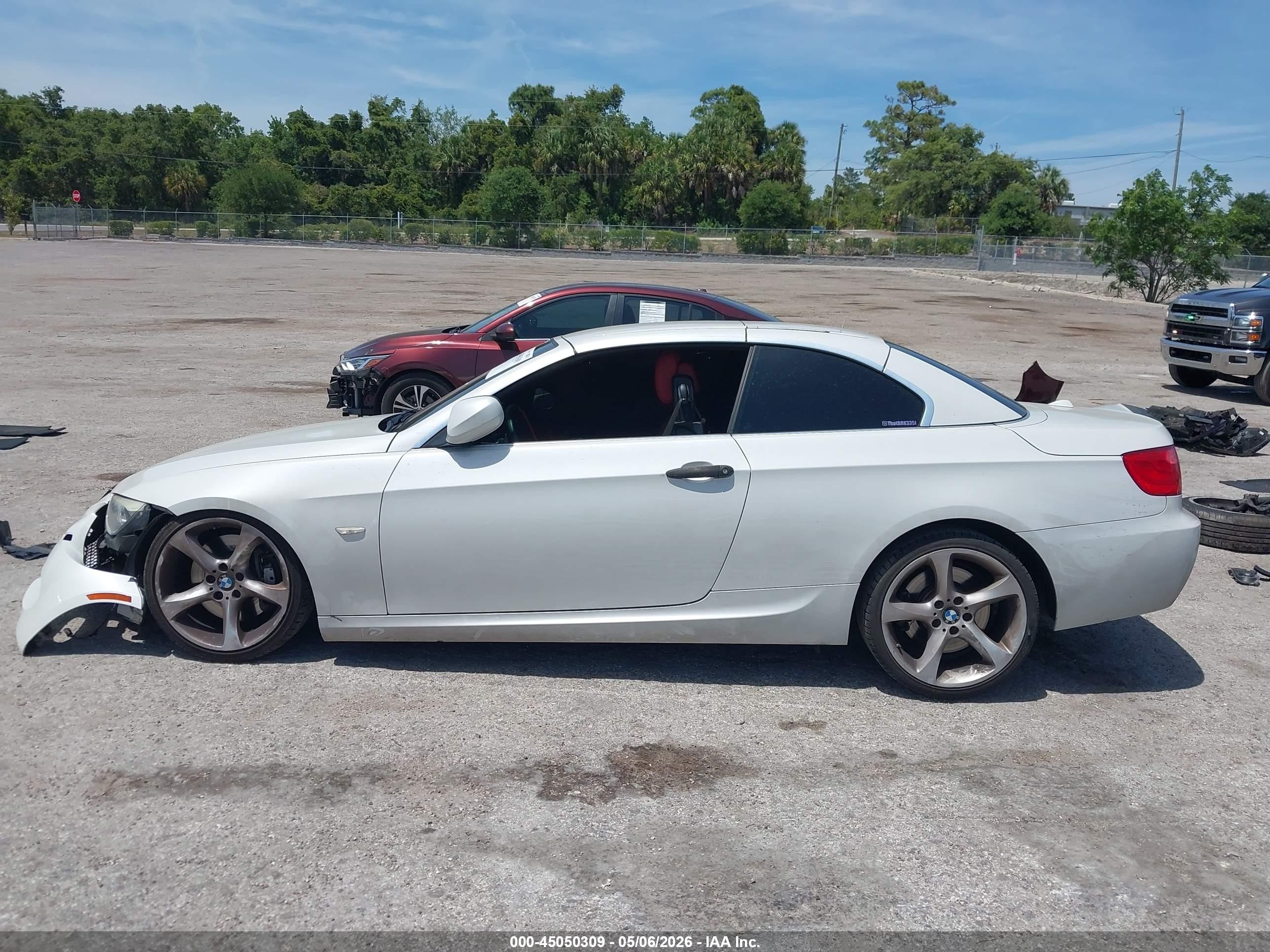 2011 Bmw 335i White vin: WBADX7C51BE743413