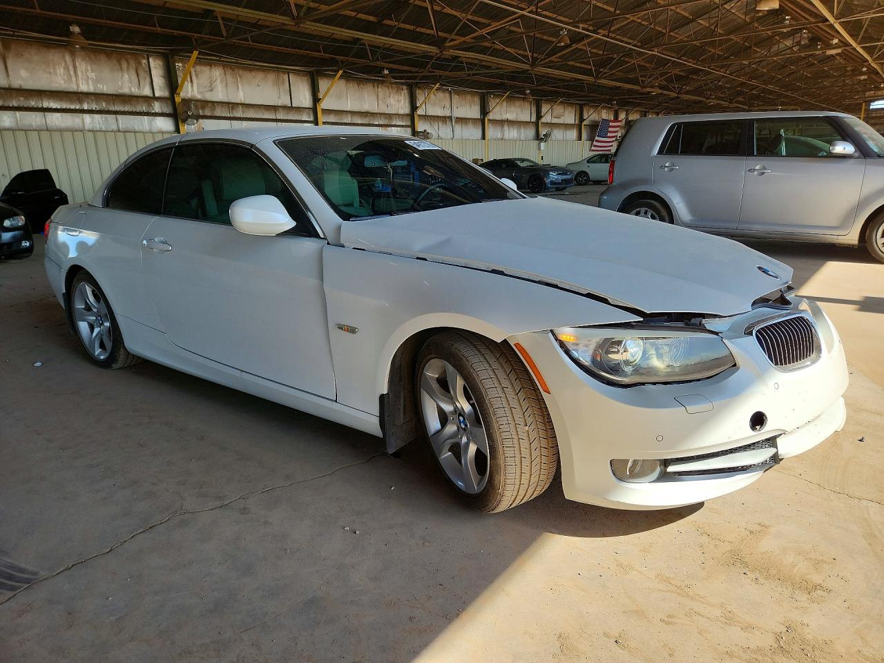 2012 Bmw 335 I Белый vin: WBADX7C51CE745017