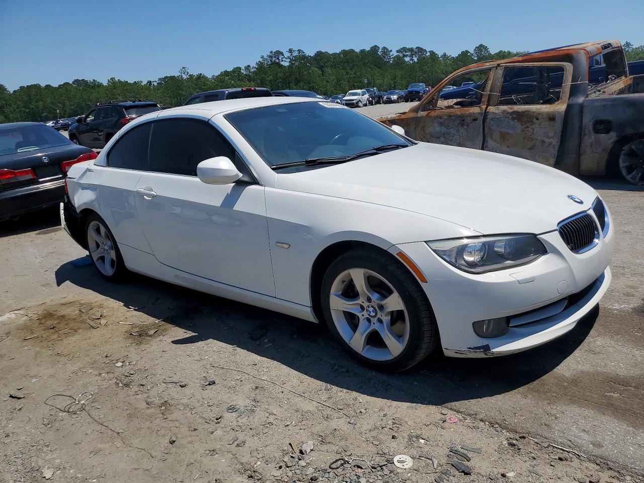 2011 Bmw 335 I White vin: WBADX7C54BE743101