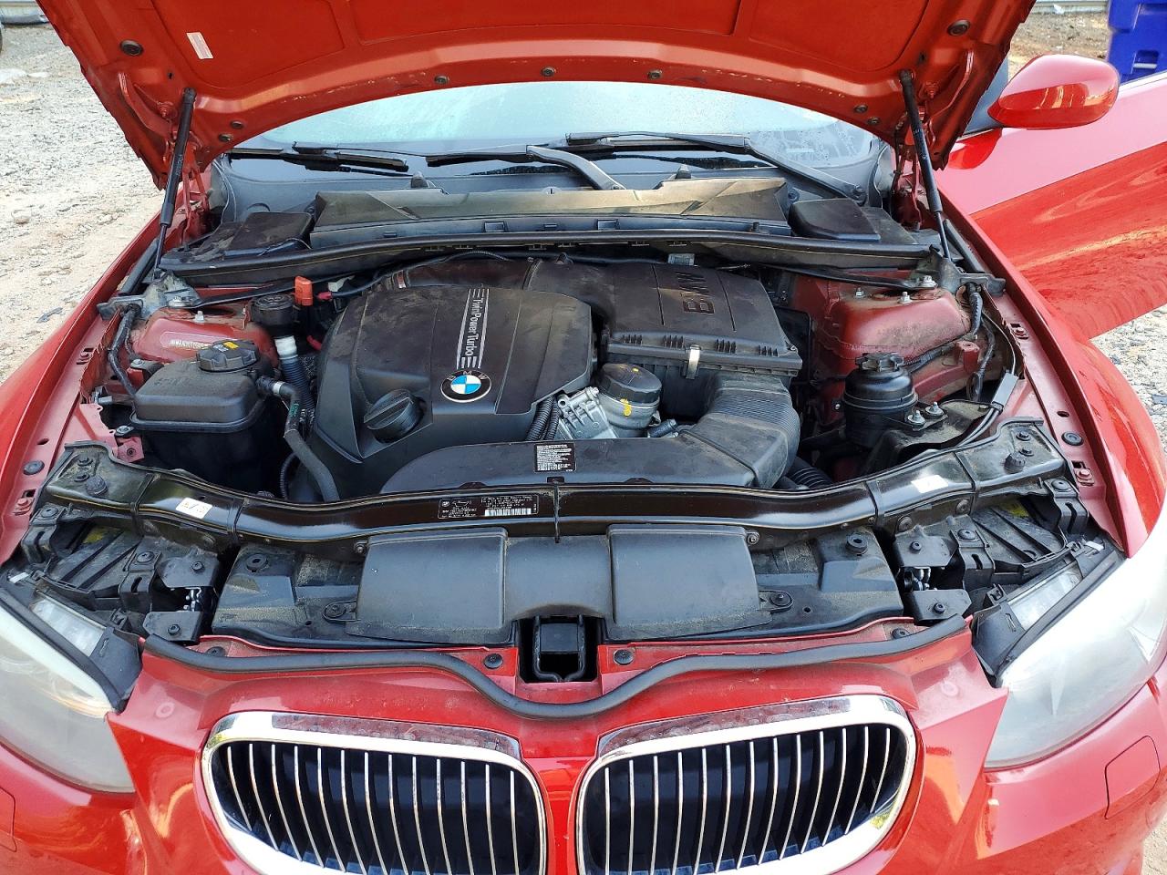 2013 Bmw 335 I Red vin: WBADX7C54DJ590262