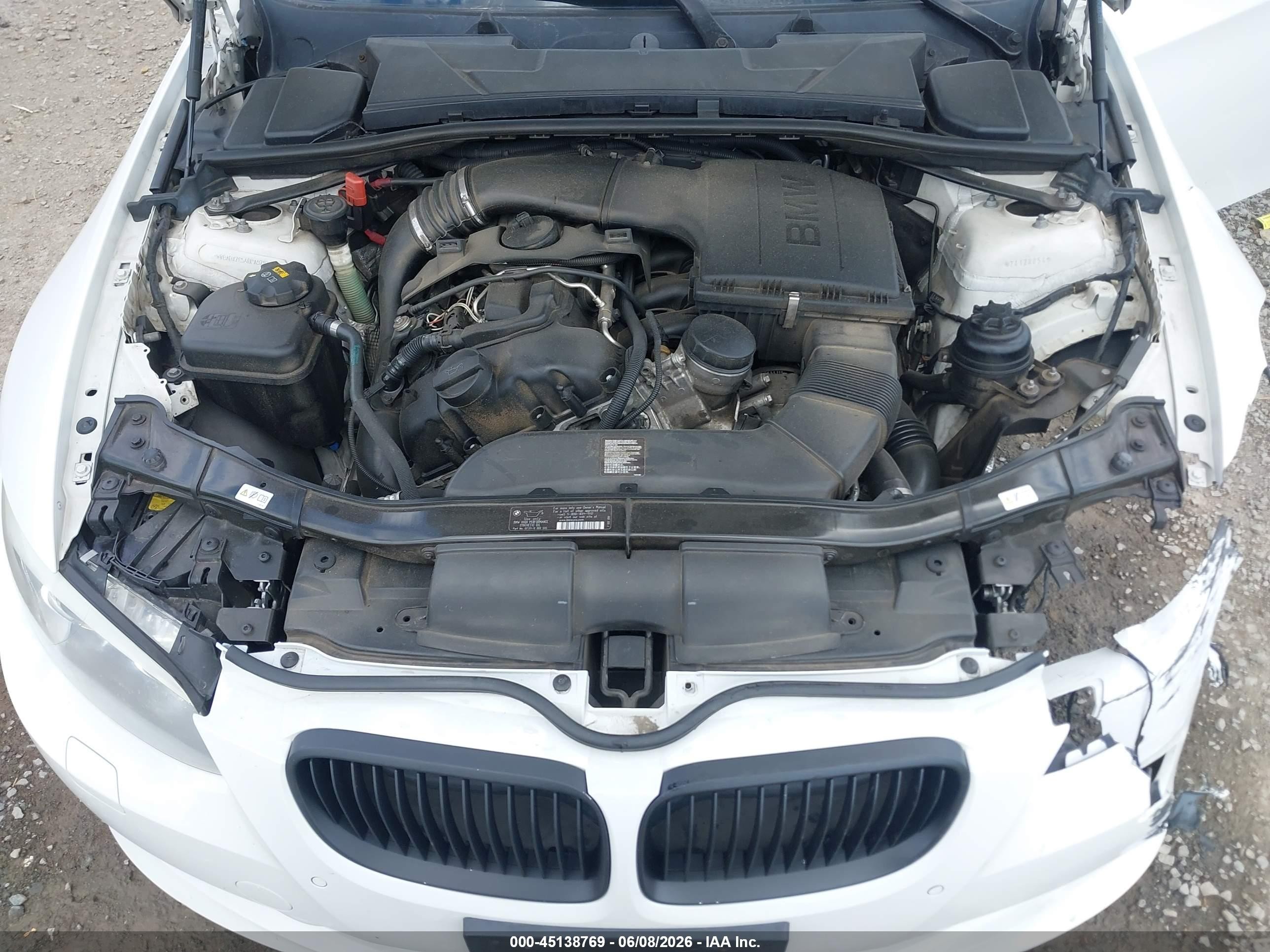 2013 Bmw 335i   White vin: WBADX7C54DPA97830