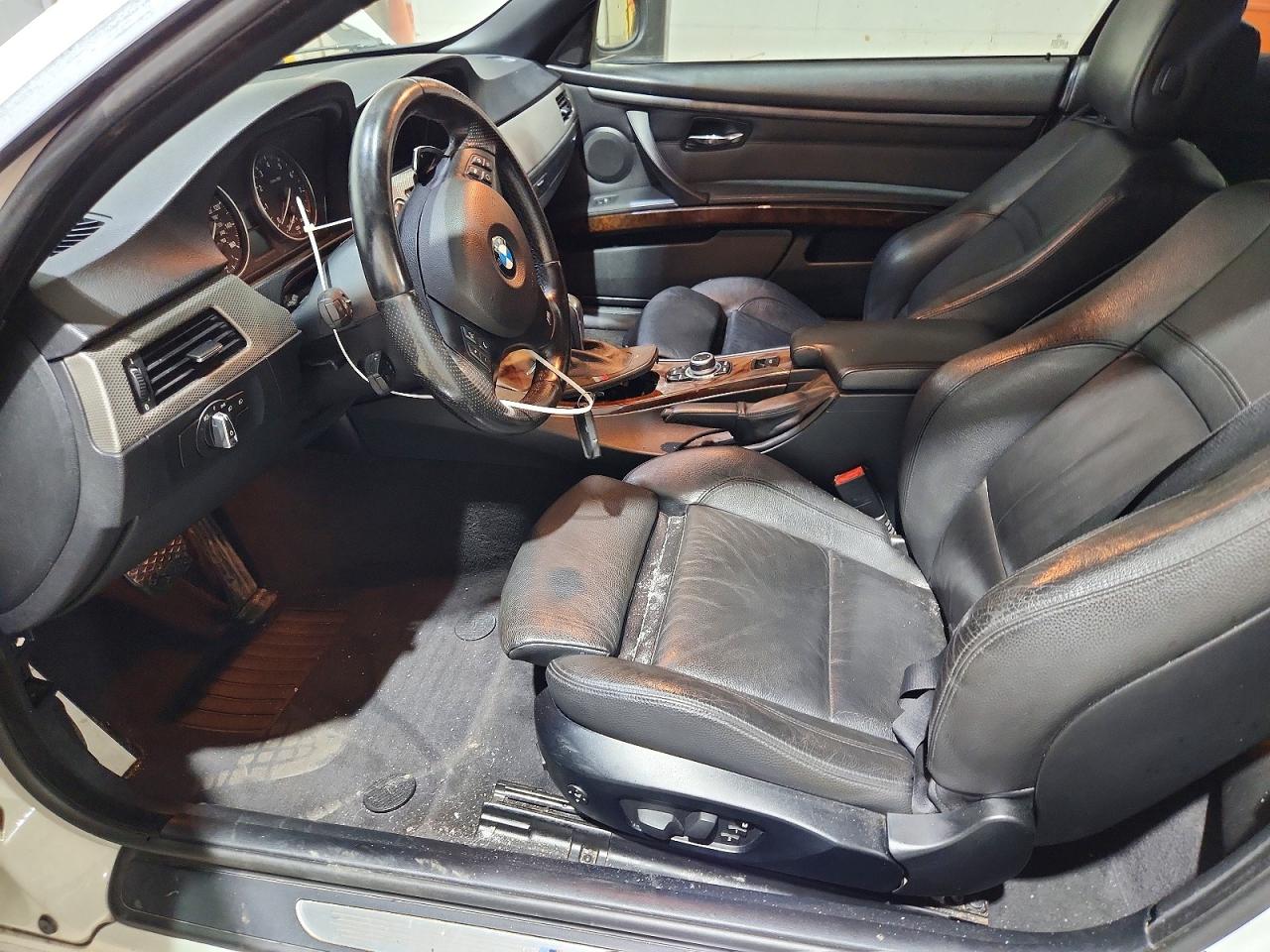 2013 Bmw 335 I Белый vin: WBADX7C57DJ588814