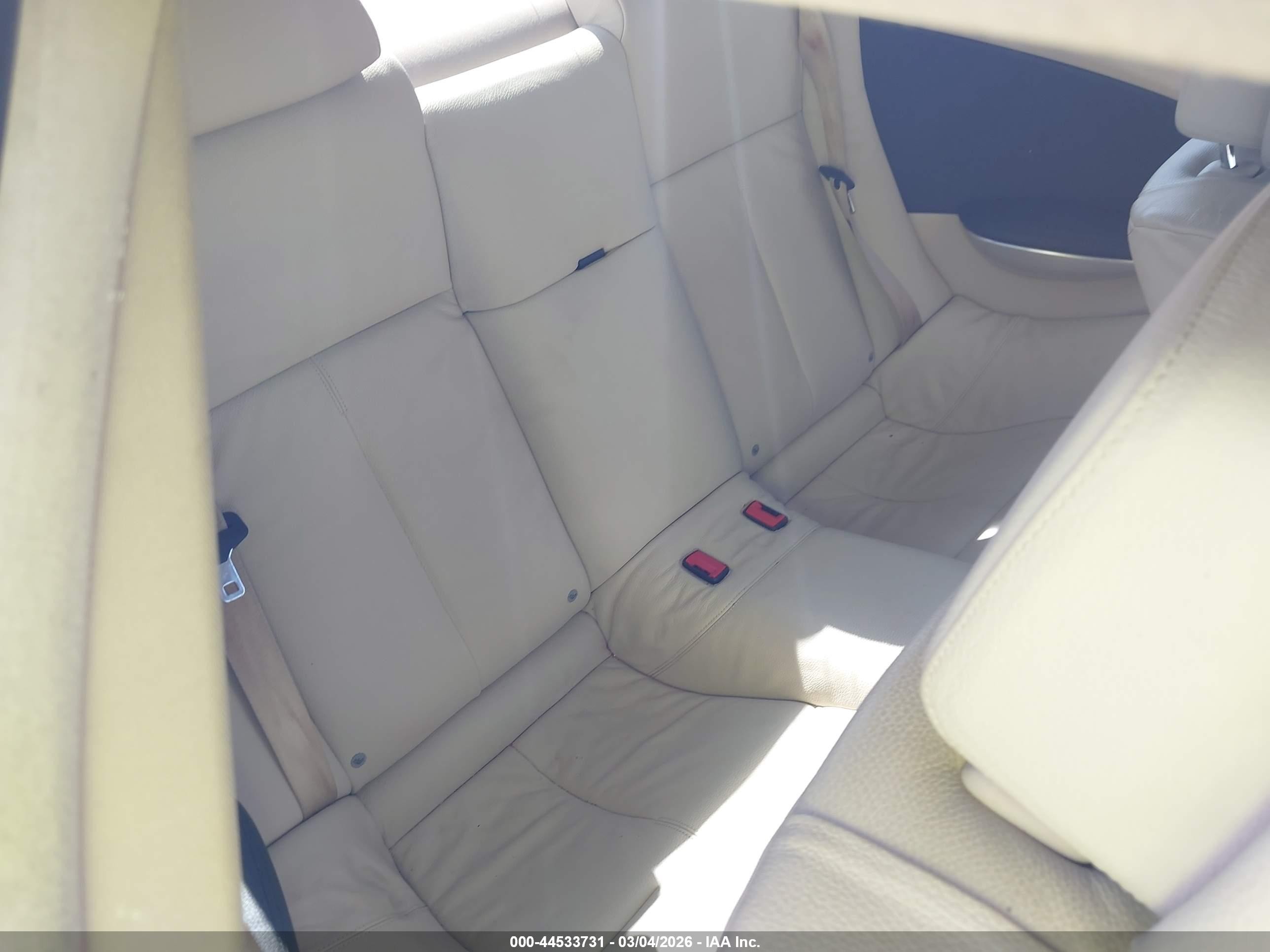 2008 Bmw 650i   White vin: WBAEA53528CV85145