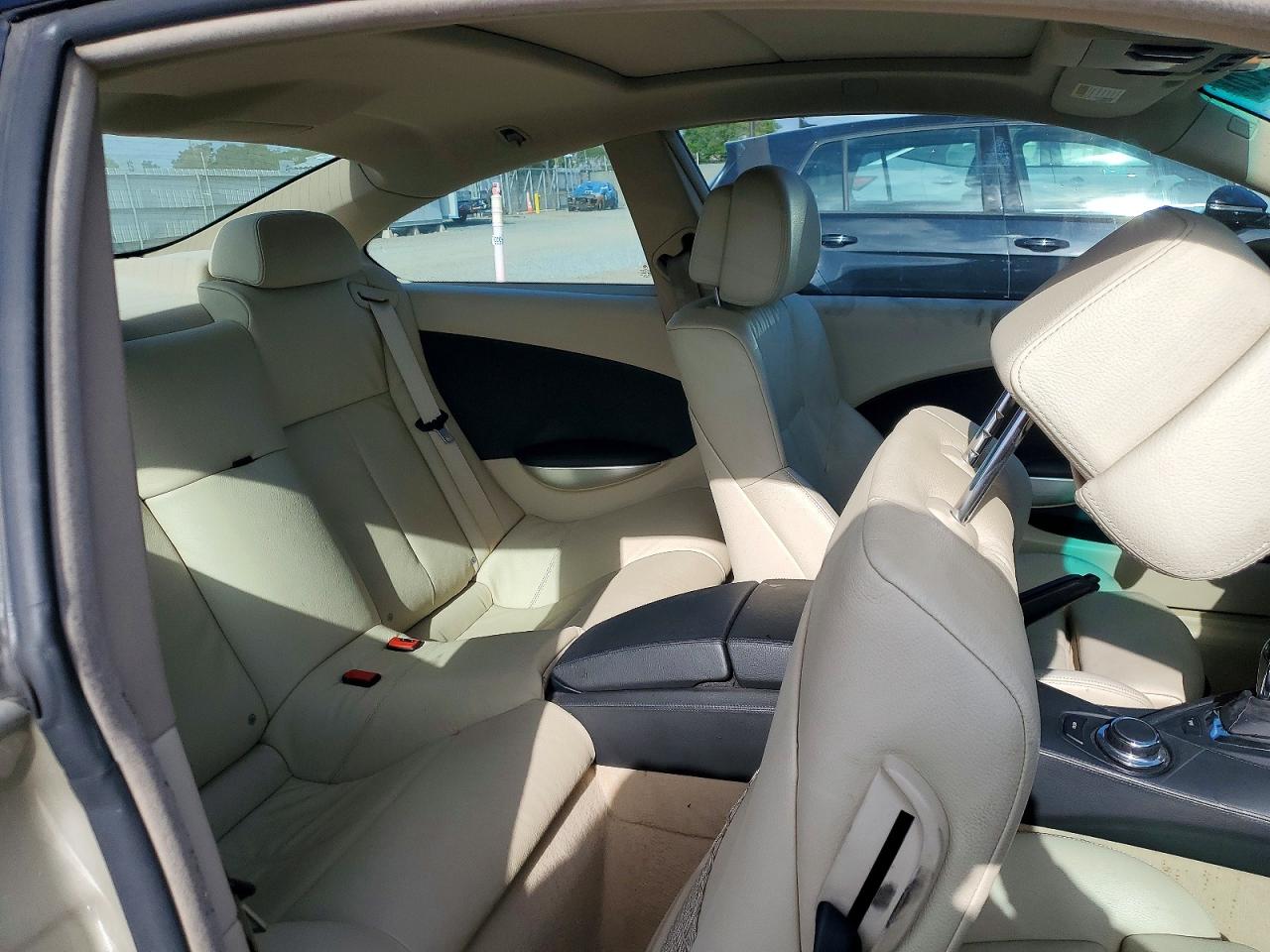 2008 Bmw 650 I Желто-коричневый vin: WBAEA53528CV91415