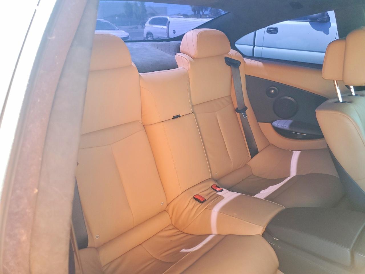 2009 Bmw 650 I Red vin: WBAEA53599CV92420