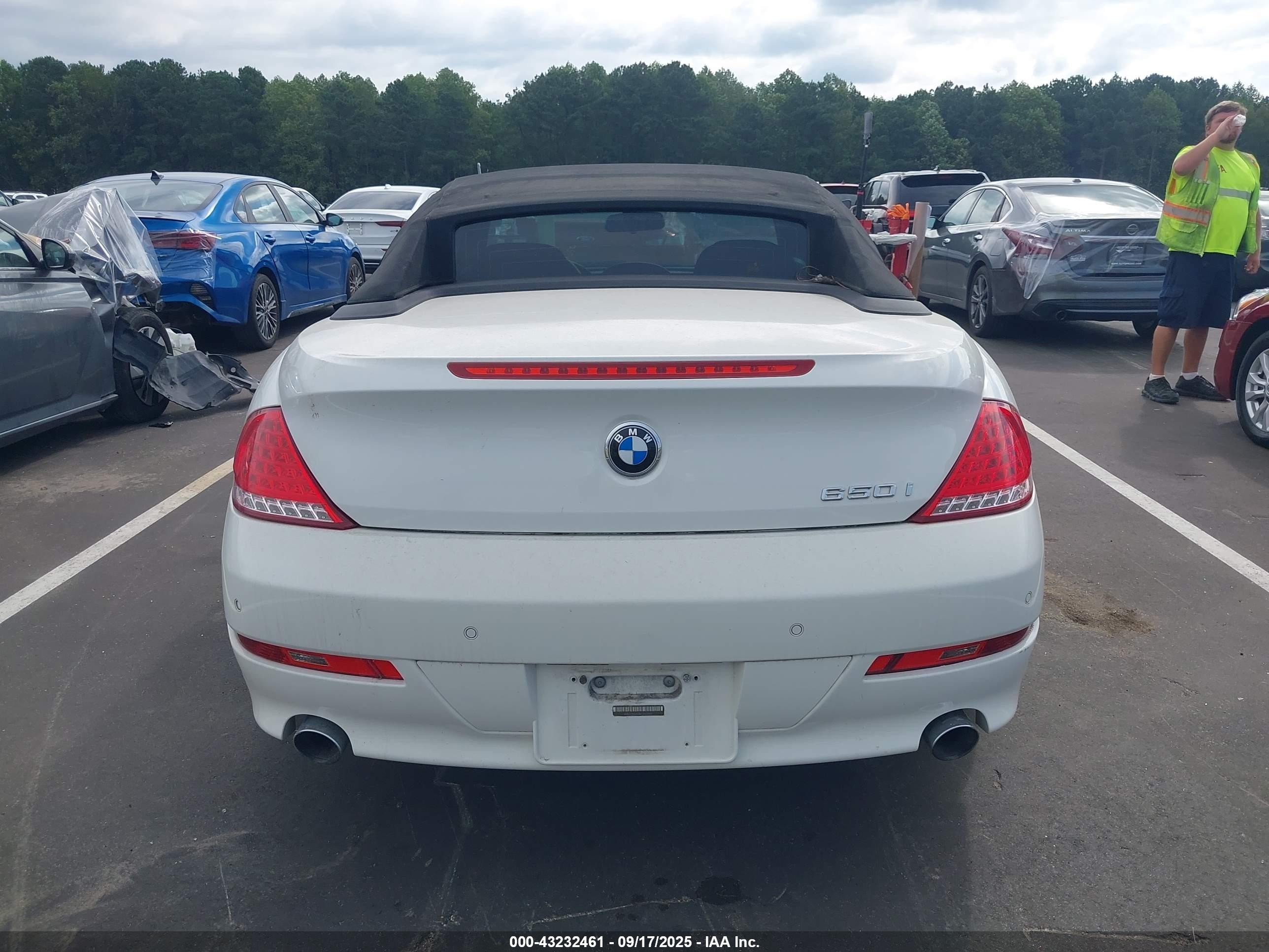 2008 Bmw 650i   White vin: WBAEB53518CX63396