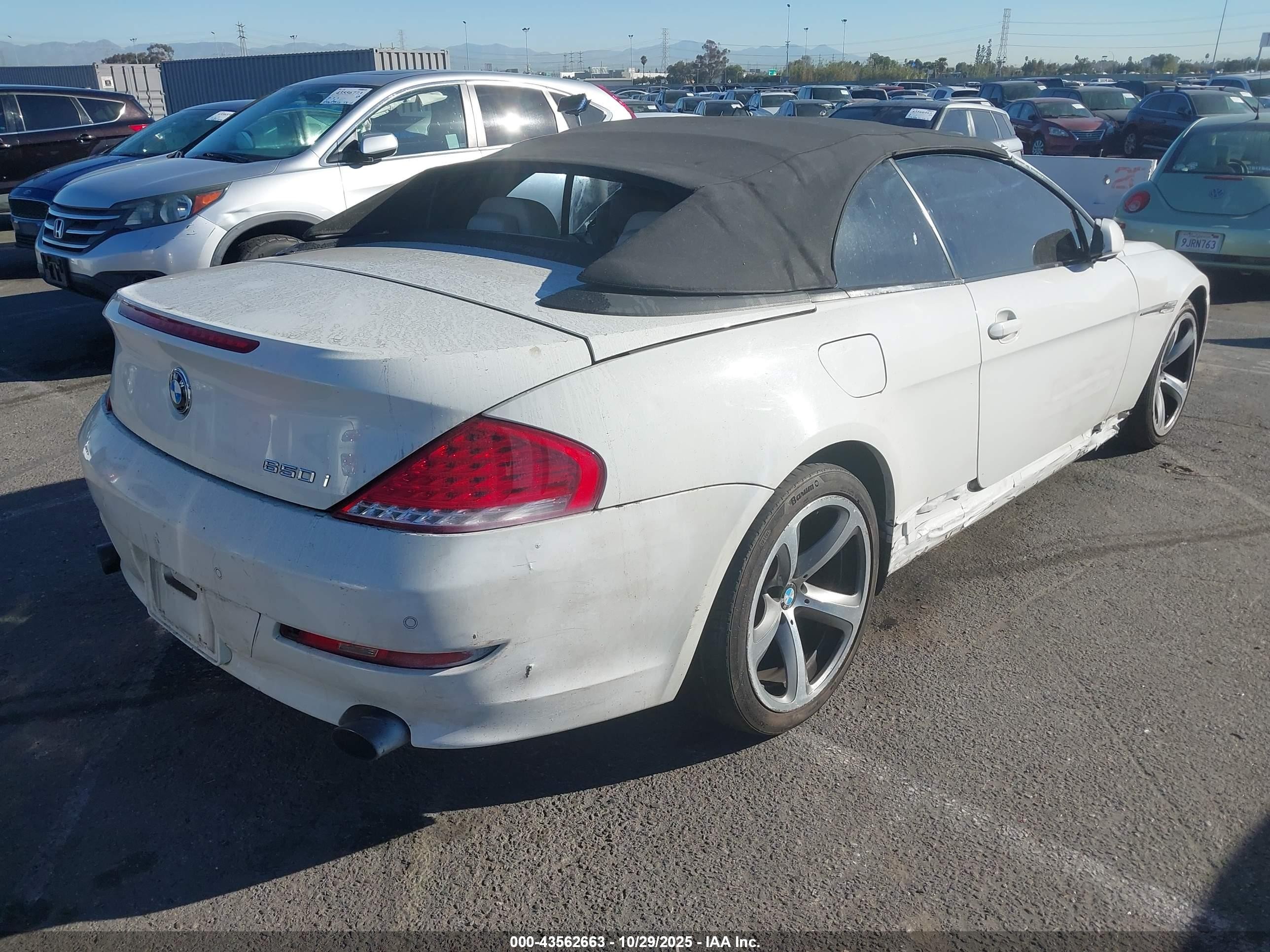 2009 Bmw 650i   White vin: WBAEB53589CX64272