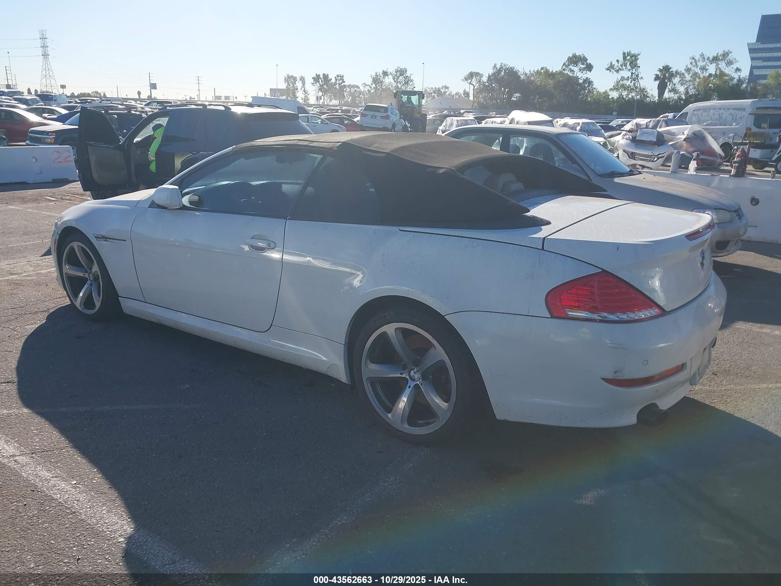 2009 Bmw 650i   White vin: WBAEB53589CX64272