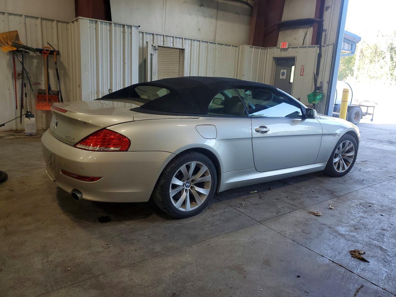 2009 Bmw 650 I Silver vin: WBAEB53599CX64734