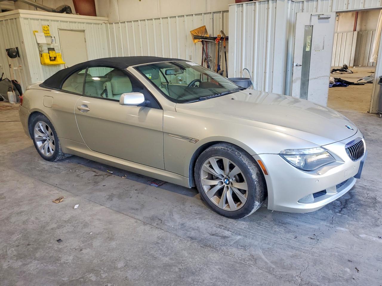 2009 Bmw 650 I Silver vin: WBAEB53599CX64734