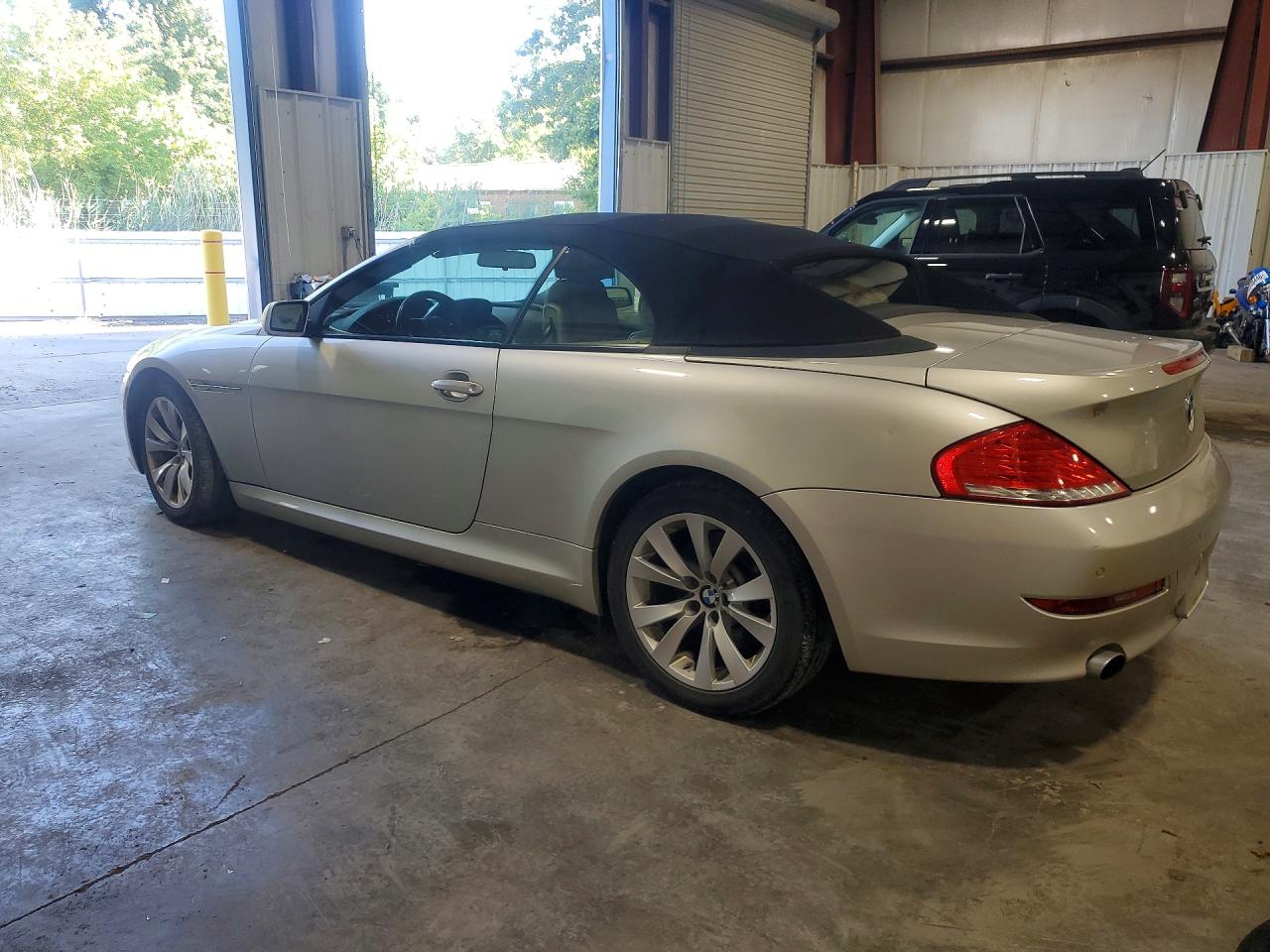 2009 Bmw 650 I Silver vin: WBAEB53599CX64734