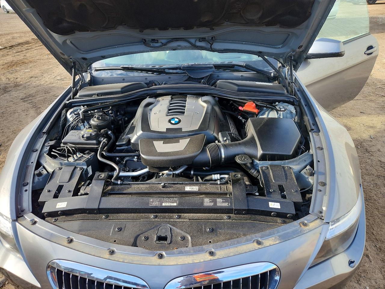 2010 Bmw 650 I Silver vin: WBAEB5C50AC225939