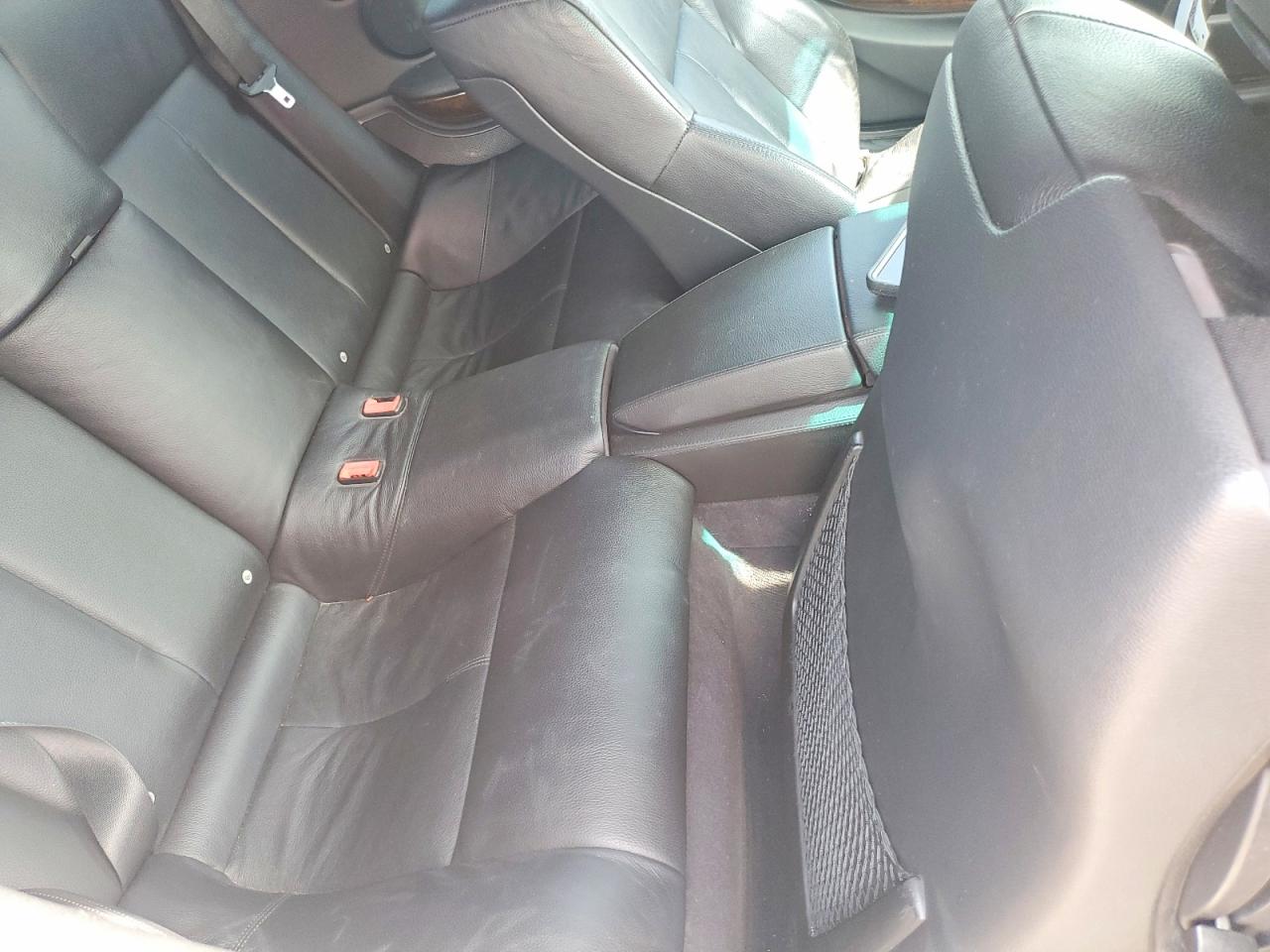 2010 Bmw 650 I Серебряный vin: WBAEB5C54AC224650