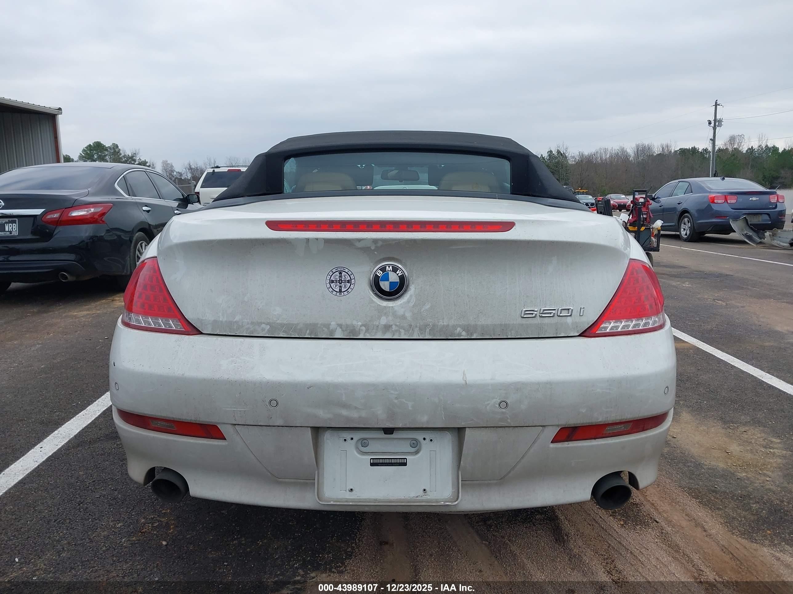 2010 Bmw 650i   Белый vin: WBAEB5C54AC226222