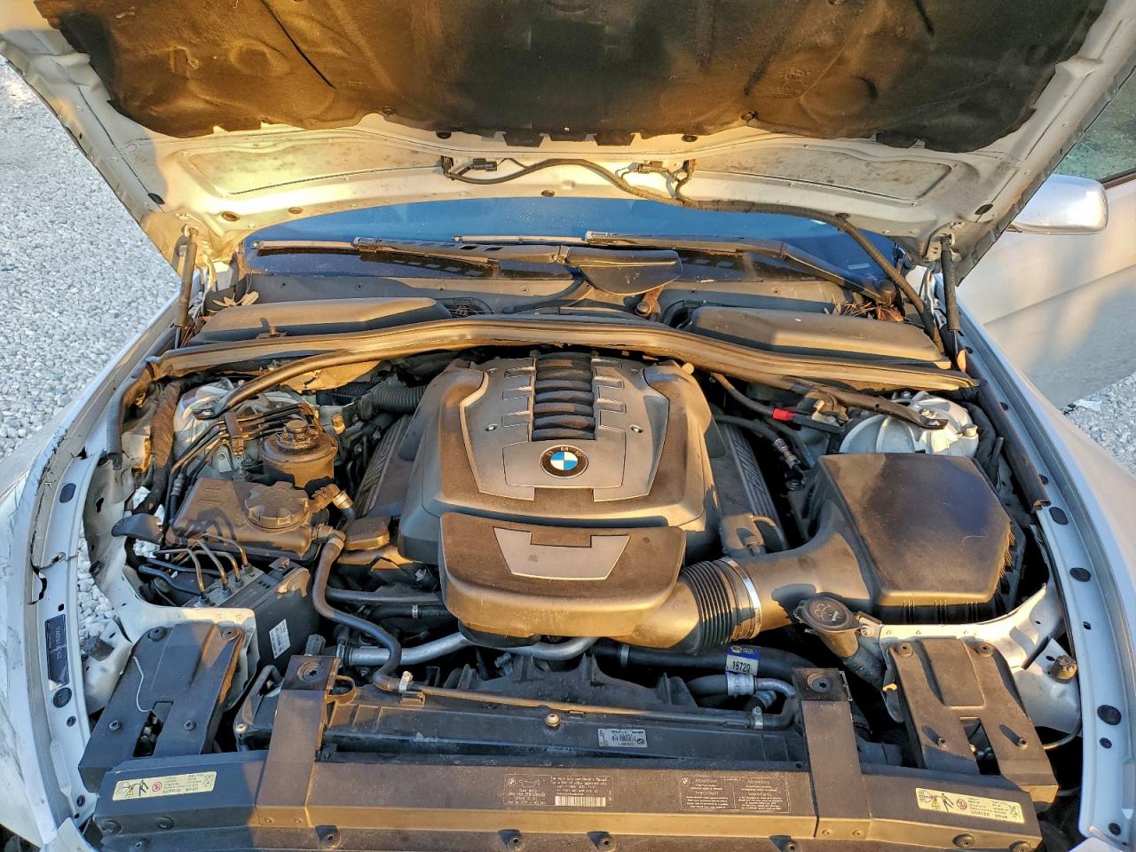 2010 Bmw 650 I Silver vin: WBAEB5C55AC224611