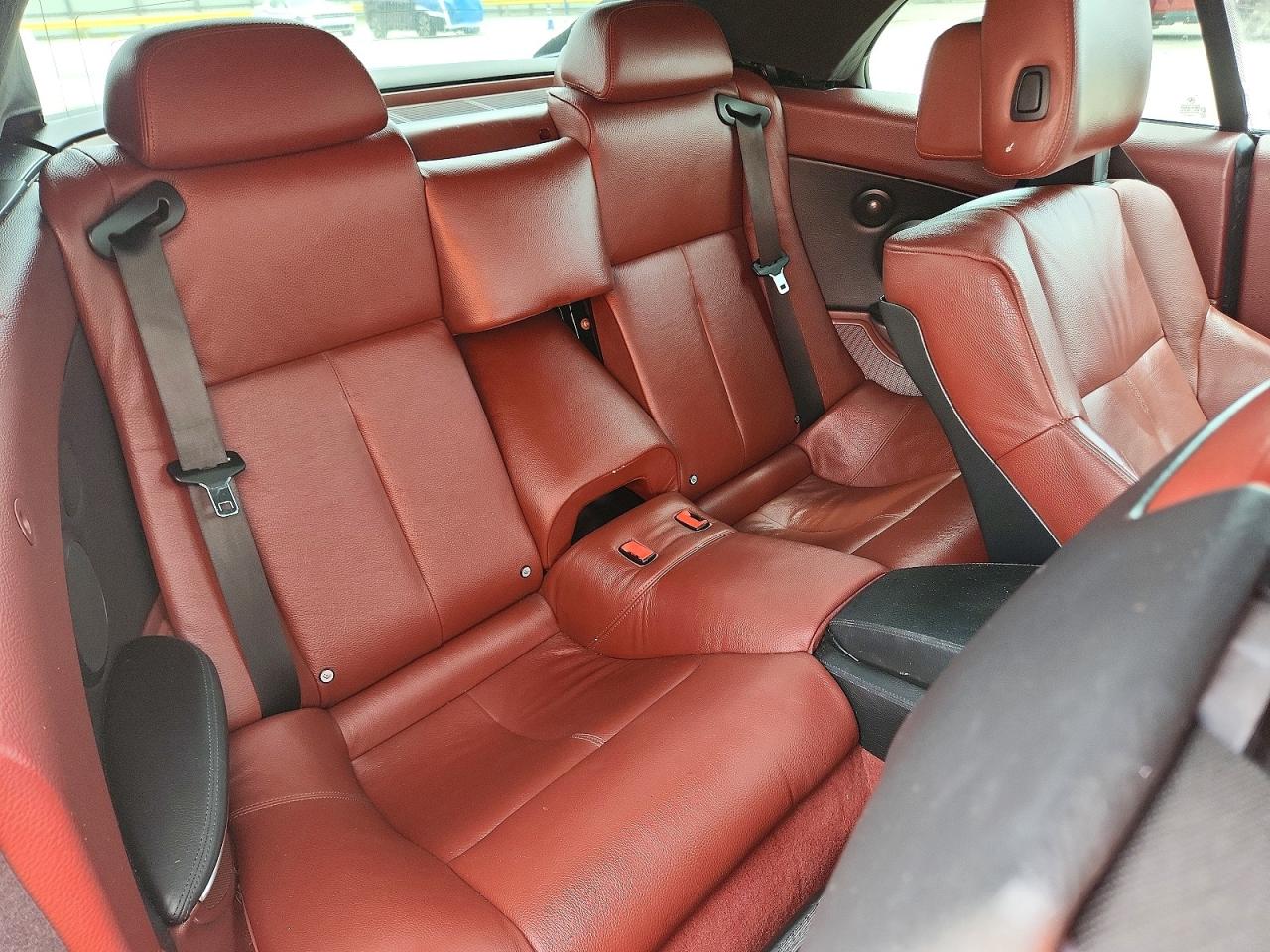 2010 Bmw 650 I Silver vin: WBAEB5C56AC226075
