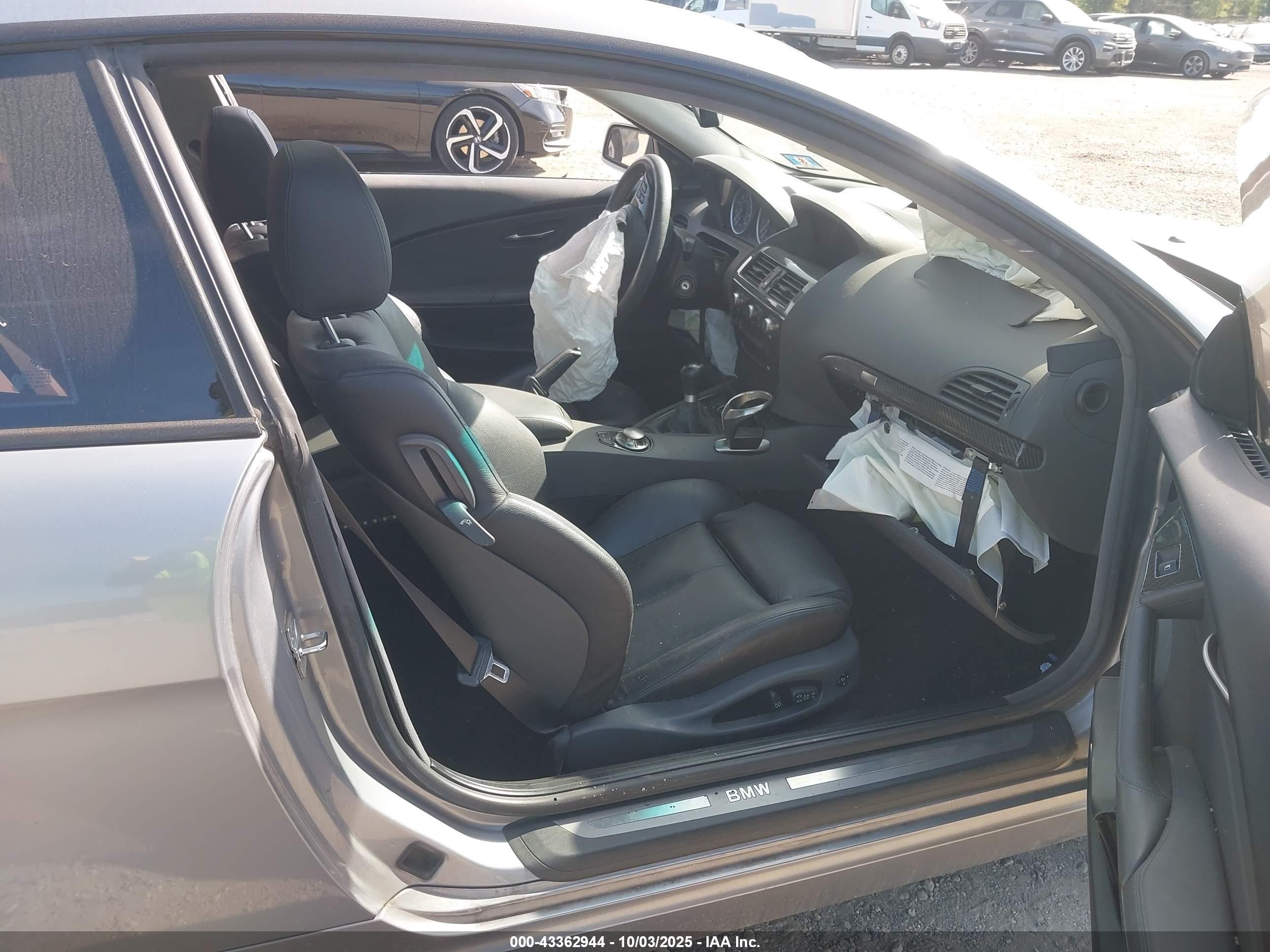 2005 Bmw 645ci   Silver vin: WBAEH73485B215835