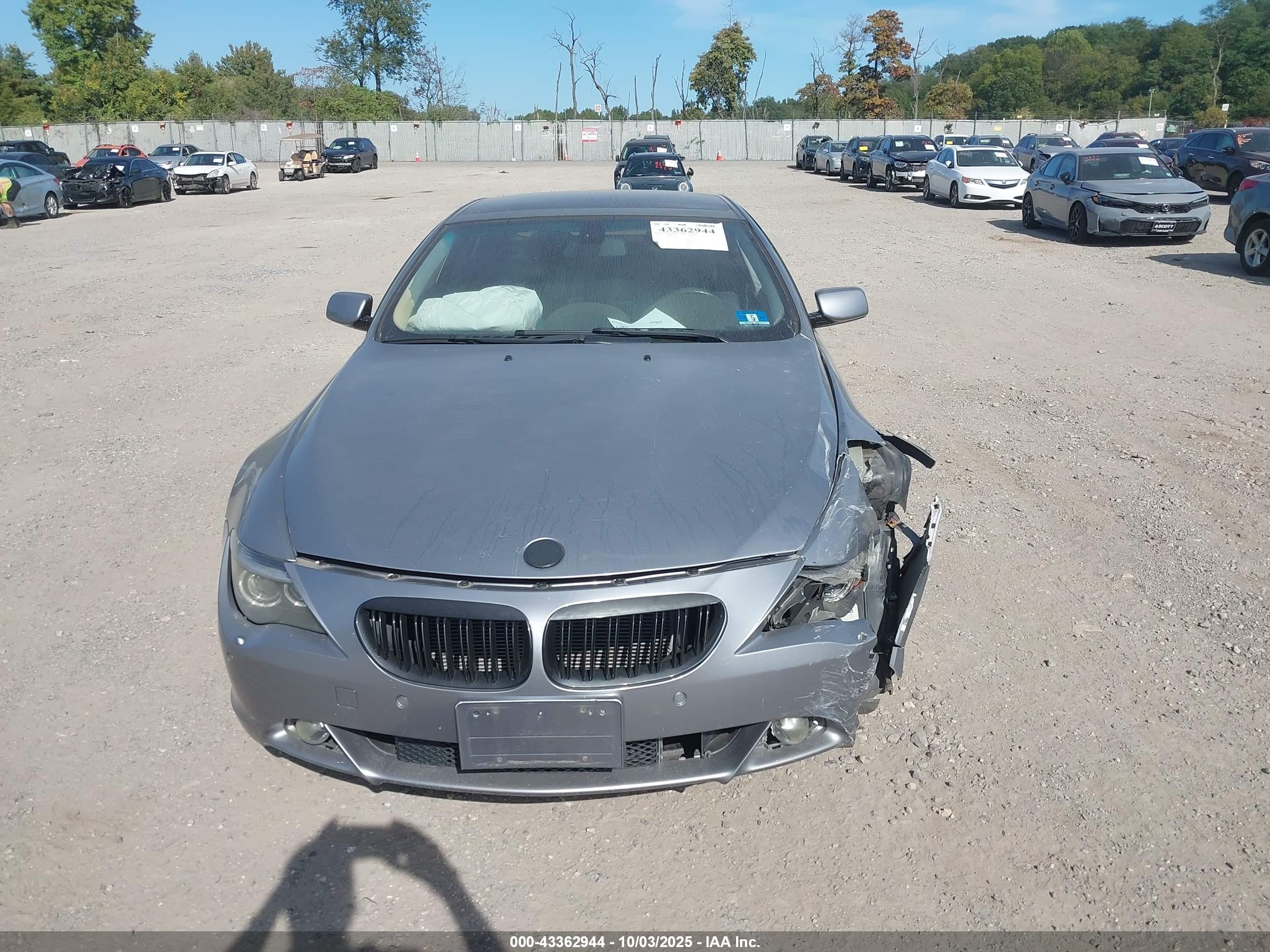 2005 Bmw 645ci   Silver vin: WBAEH73485B215835