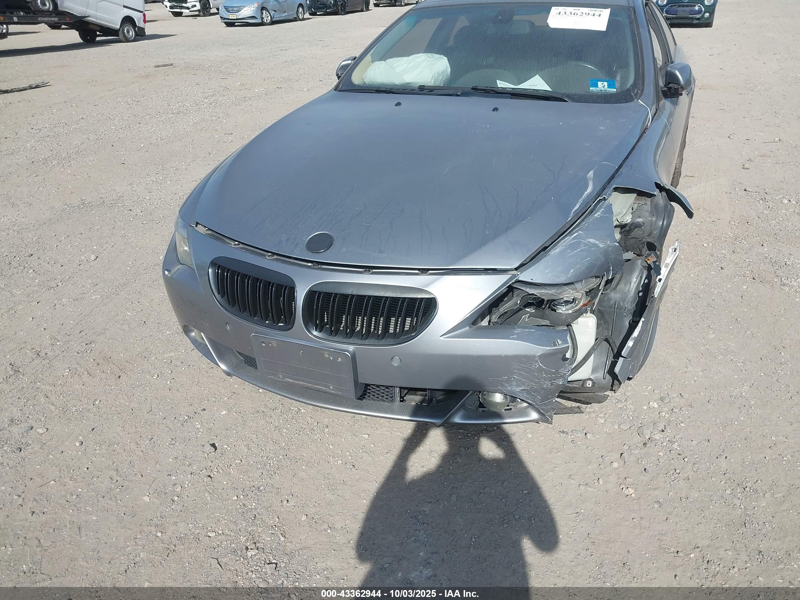 2005 Bmw 645ci   Silver vin: WBAEH73485B215835
