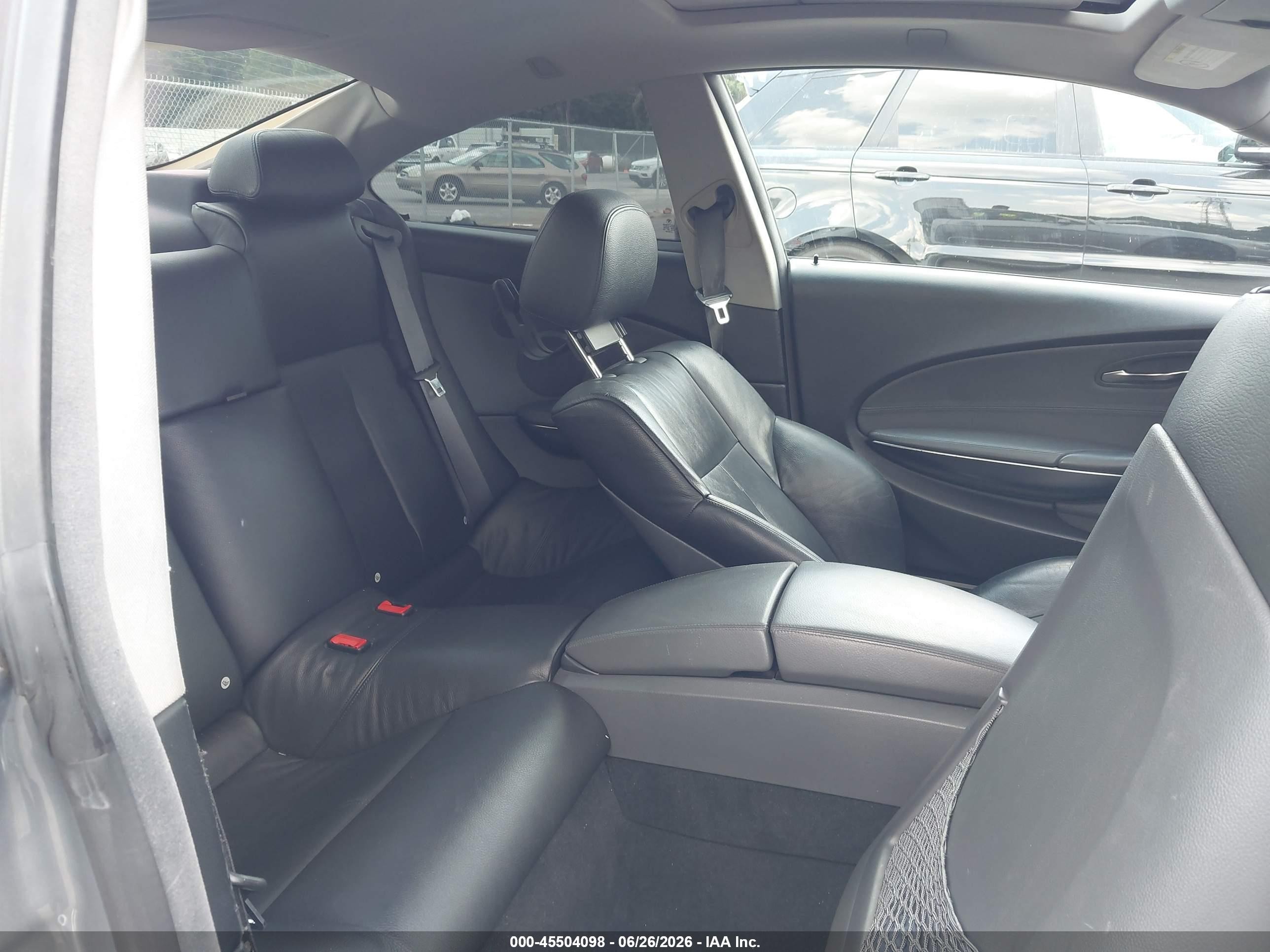 2005 Bmw 645ci   Серебряный vin: WBAEH73495B193988