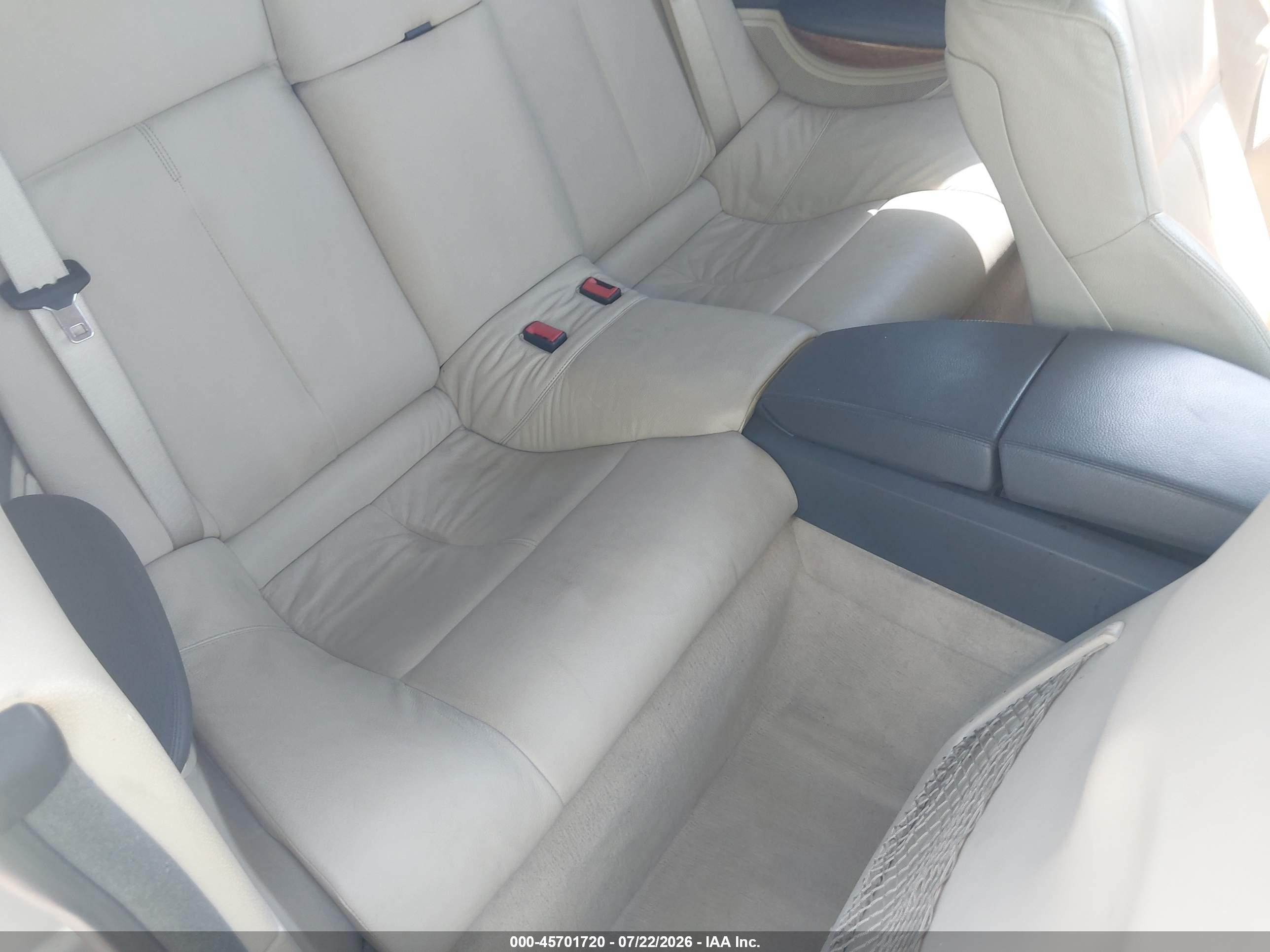 2004 Bmw 645ci   Champagne vin: WBAEK73404B321034