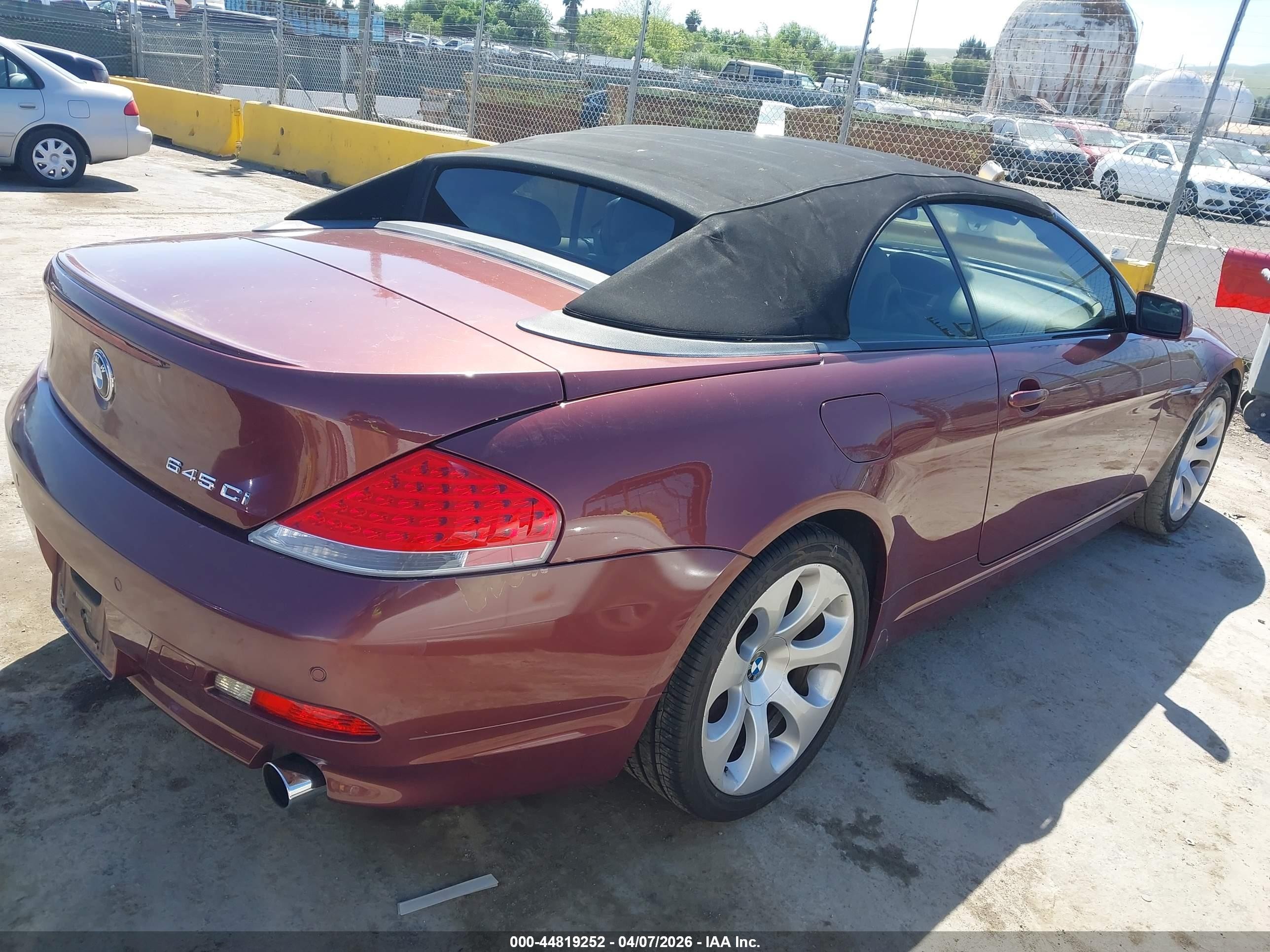 2005 Bmw 645ci   Burgundy vin: WBAEK73425B327807