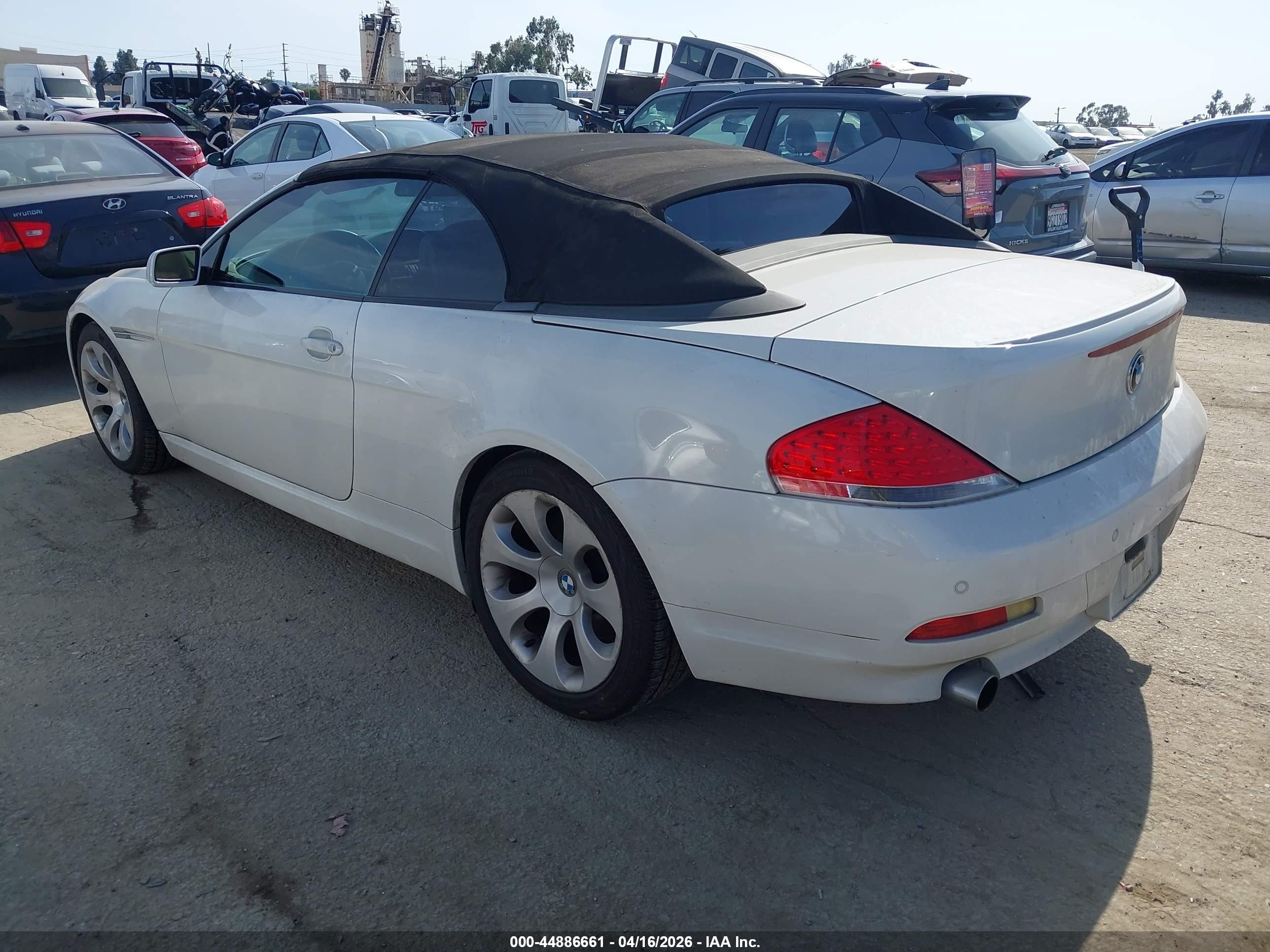 2005 Bmw 645ci   White vin: WBAEK73445B327131