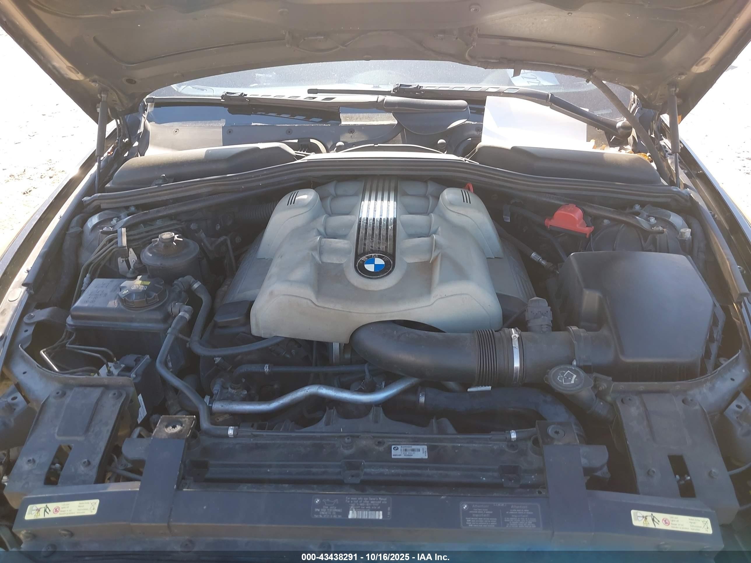 2005 Bmw 645ci   Black vin: WBAEK73455B260880