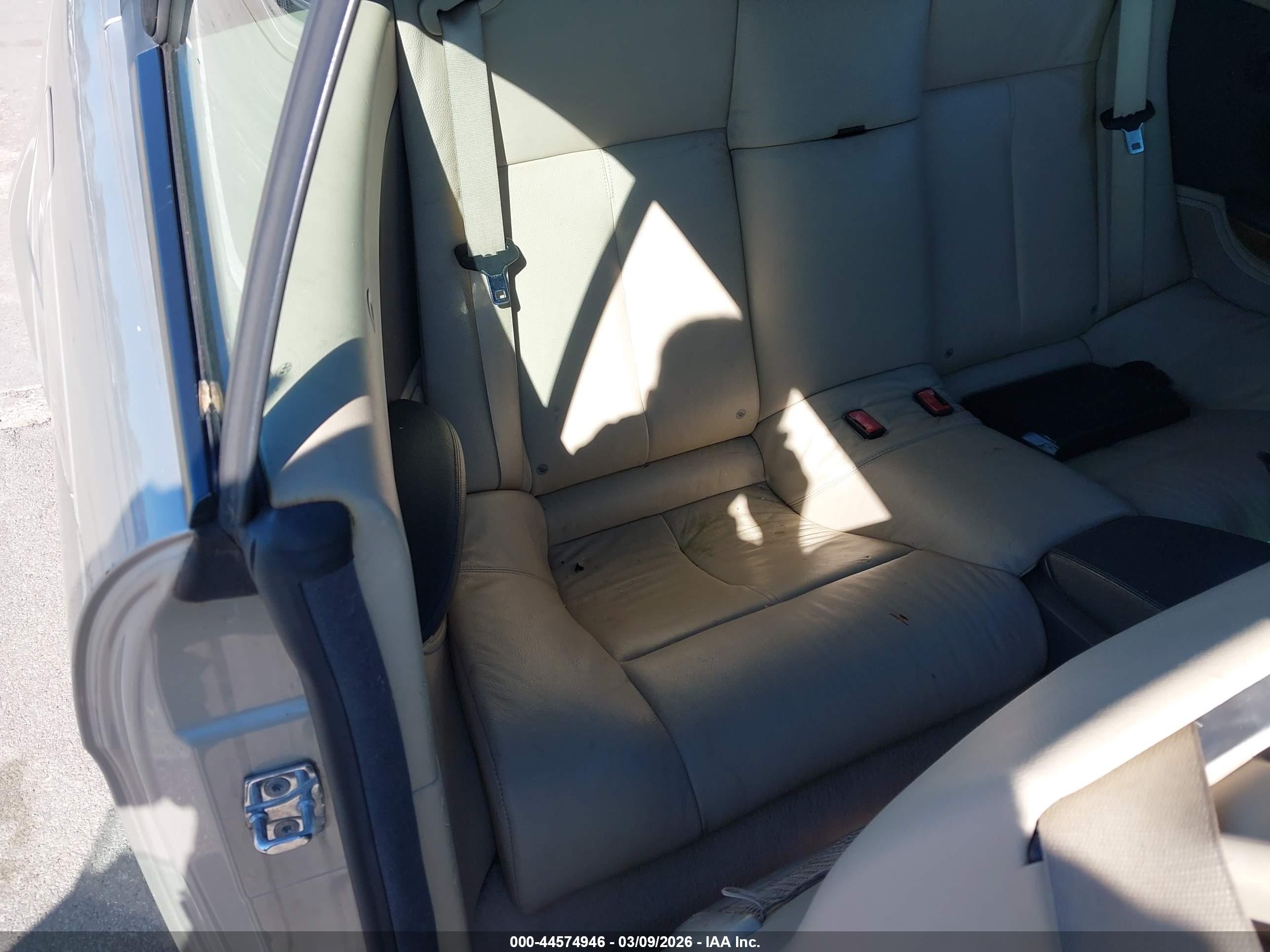 2005 Bmw 645ci   Silver vin: WBAEK73495B327514