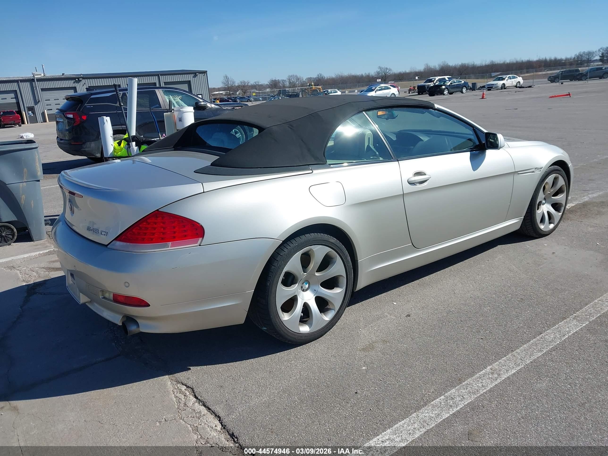 2005 Bmw 645ci   Silver vin: WBAEK73495B327514