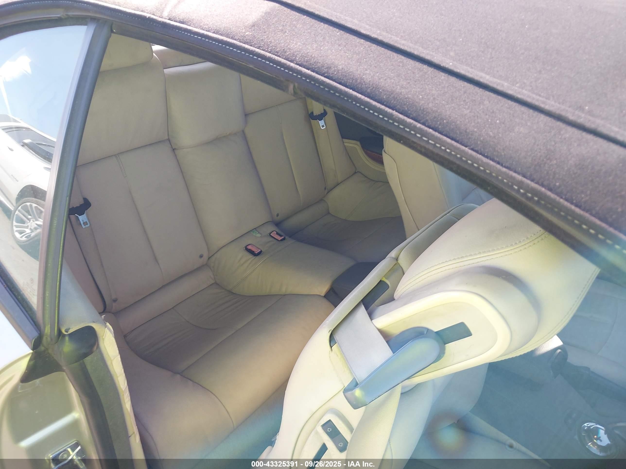 2005 Bmw 645ci   Silver vin: WBAEK73495B328565