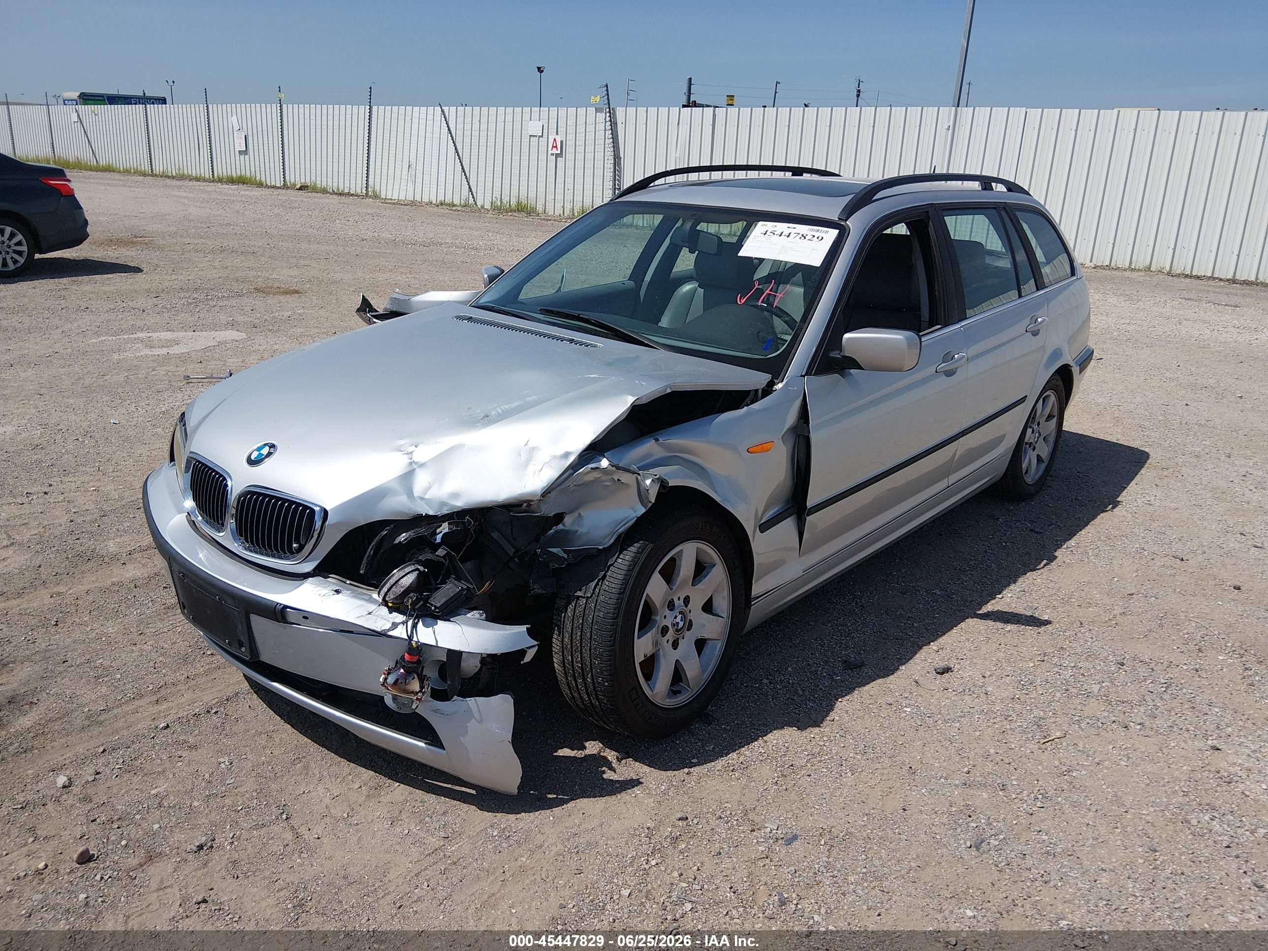 2002 Bmw 3 Series 325i Серебряный vin: WBAEN33412PC10981
