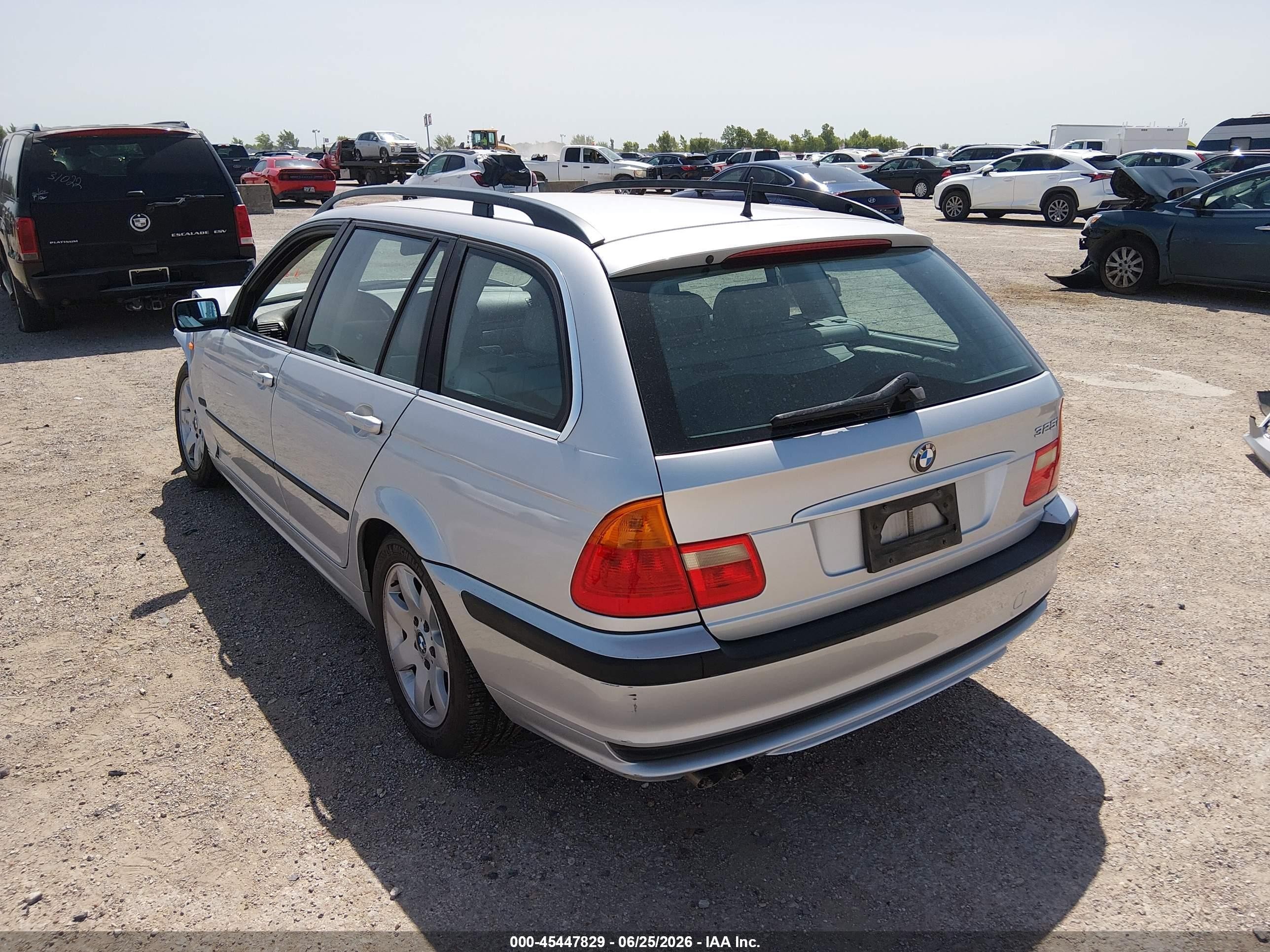 2002 Bmw 3 Series 325i Серебряный vin: WBAEN33412PC10981