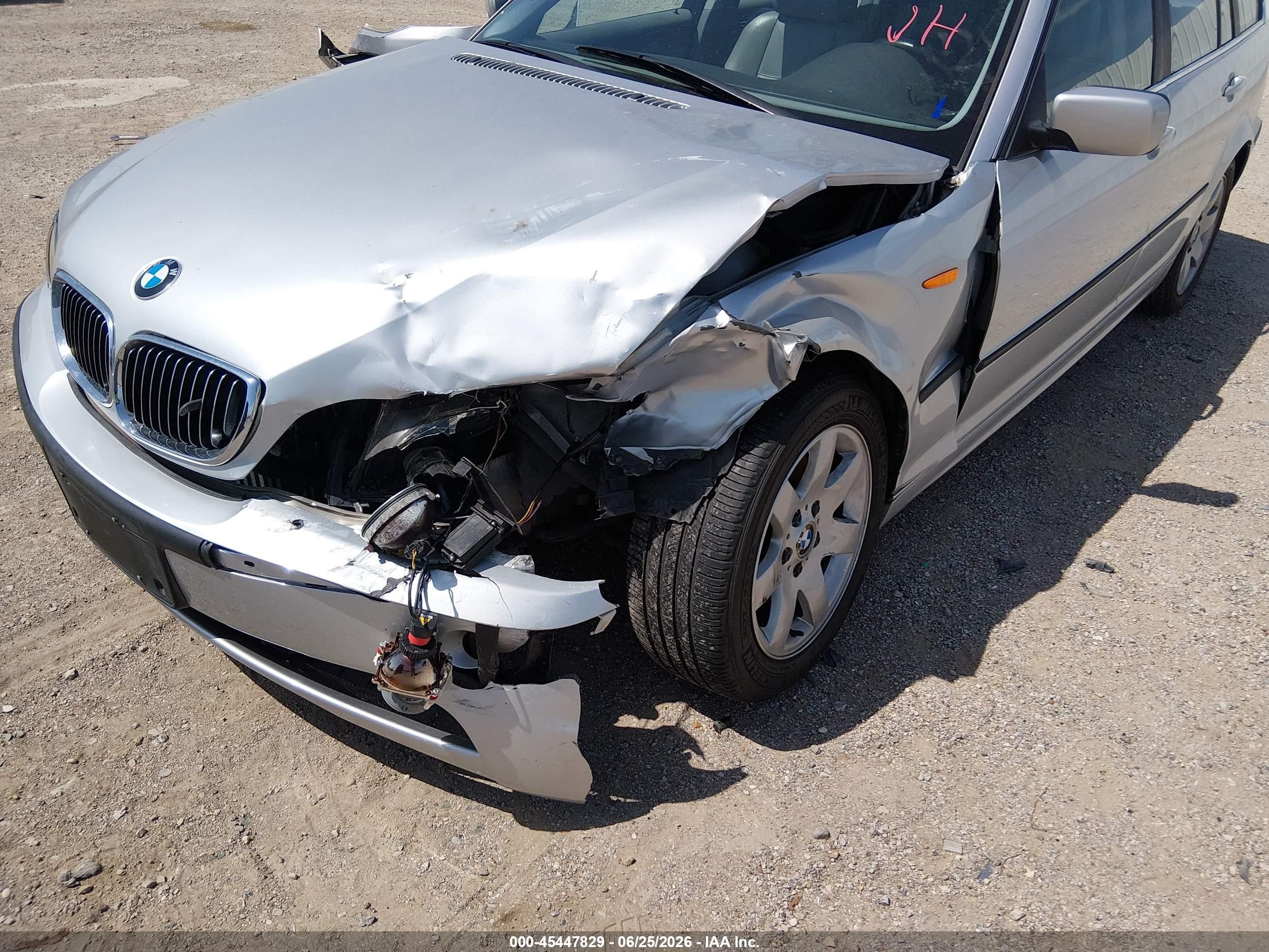 2002 Bmw 3 Series 325i Серебряный vin: WBAEN33412PC10981