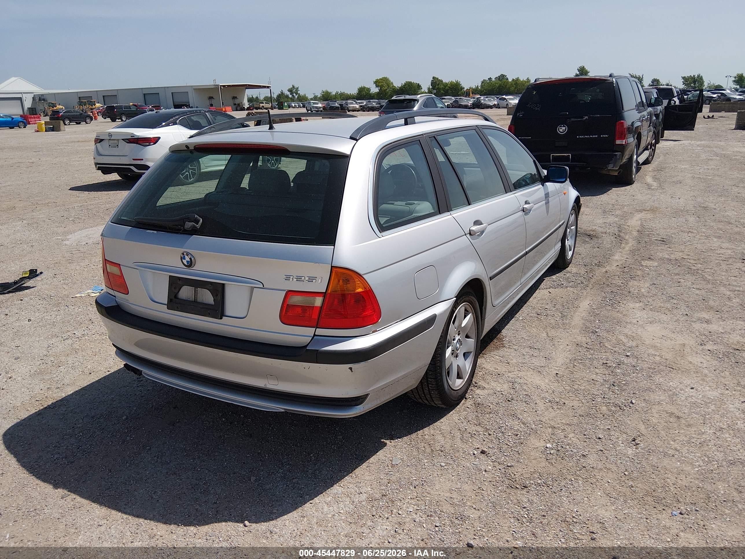 2002 Bmw 3 Series 325i Серебряный vin: WBAEN33412PC10981