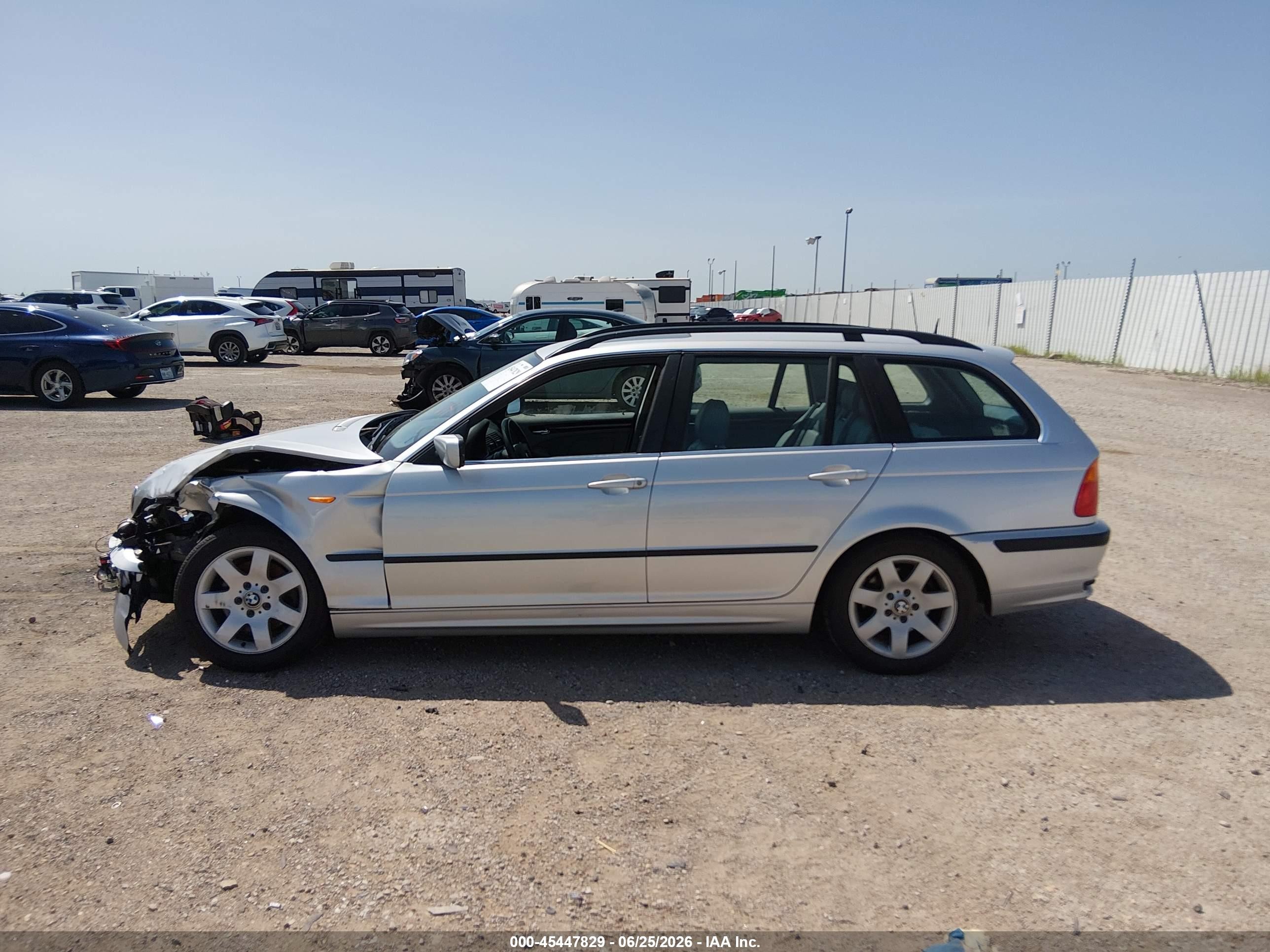 2002 Bmw 3 Series 325i Серебряный vin: WBAEN33412PC10981