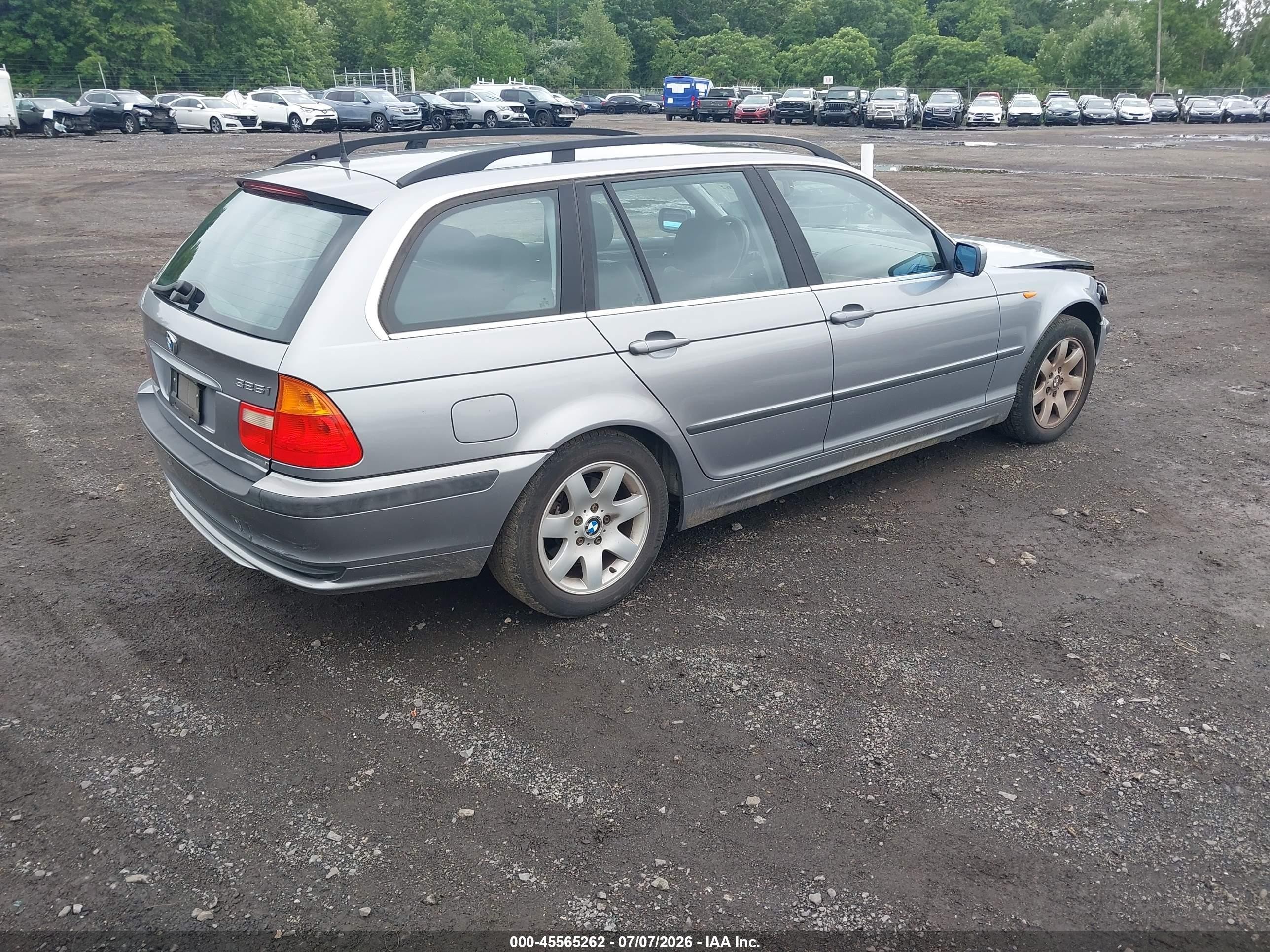 2004 Bmw 325it   Silver vin: WBAEN33434PC13108
