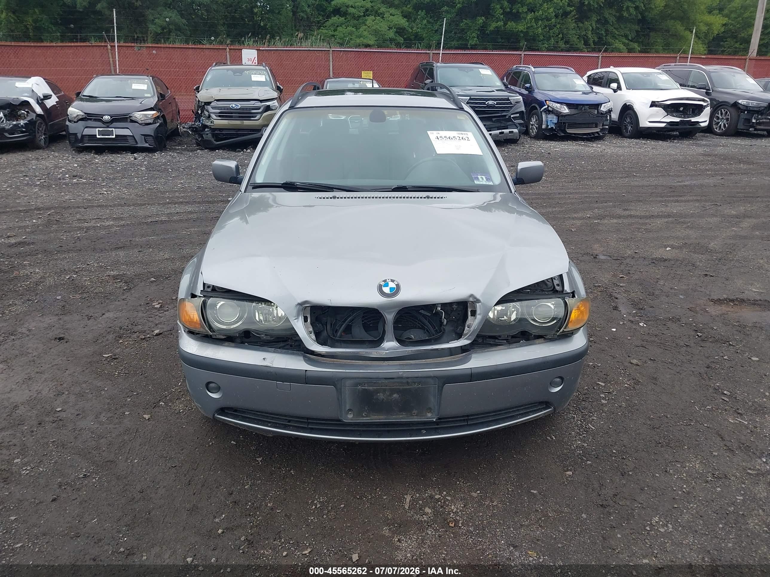 2004 Bmw 325it   Silver vin: WBAEN33434PC13108