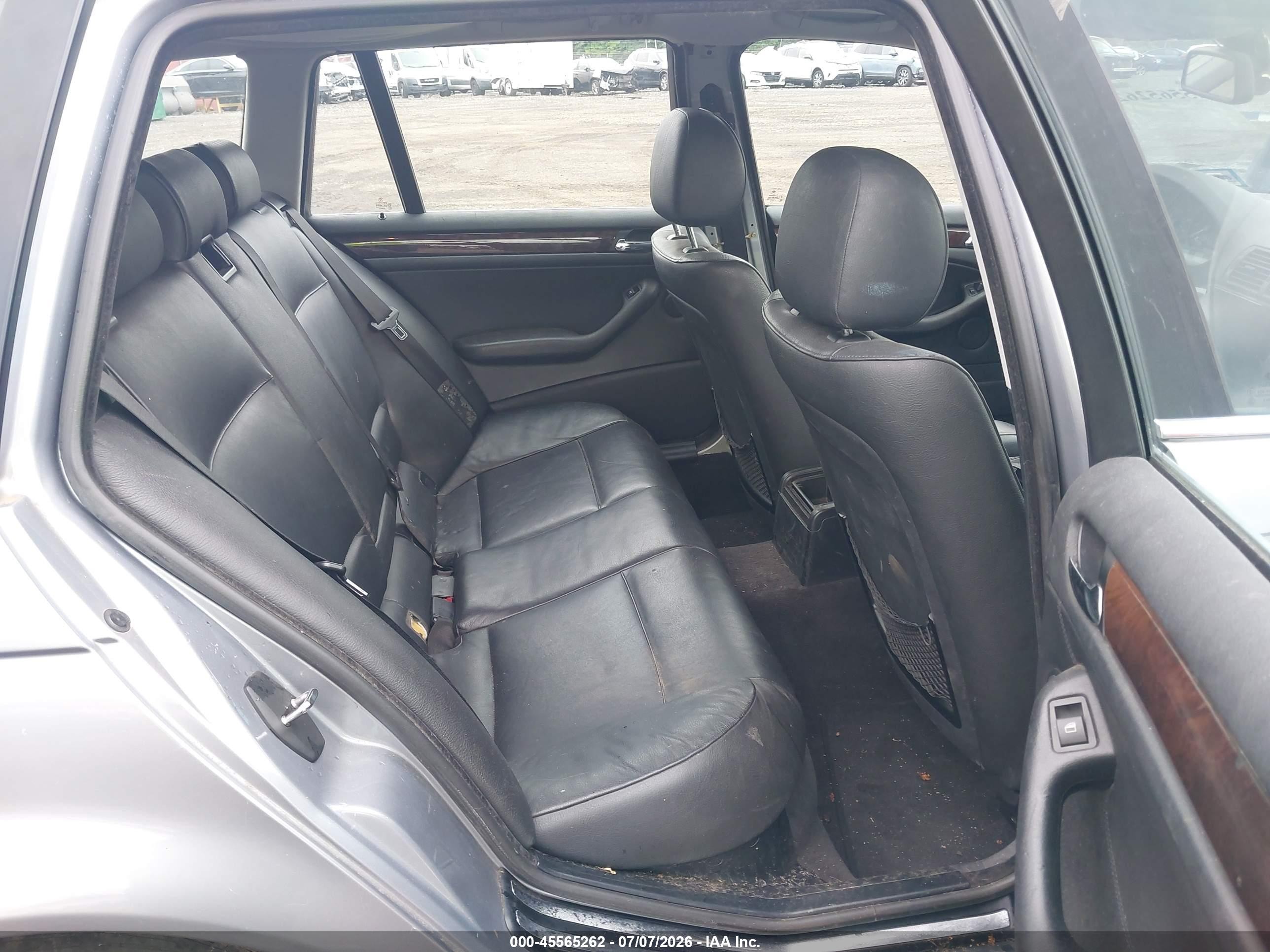 2004 Bmw 325it   Silver vin: WBAEN33434PC13108