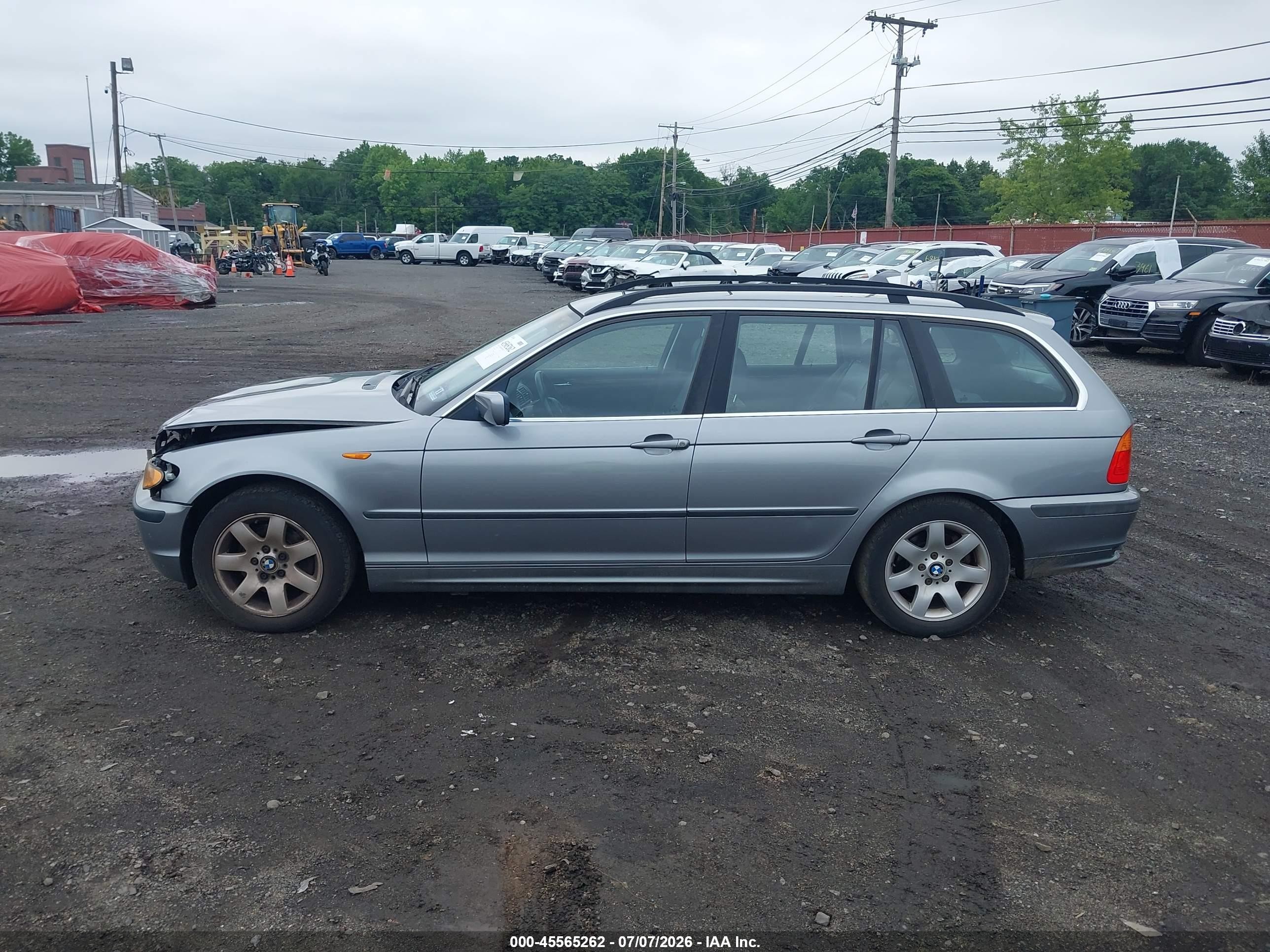 2004 Bmw 325it   Silver vin: WBAEN33434PC13108