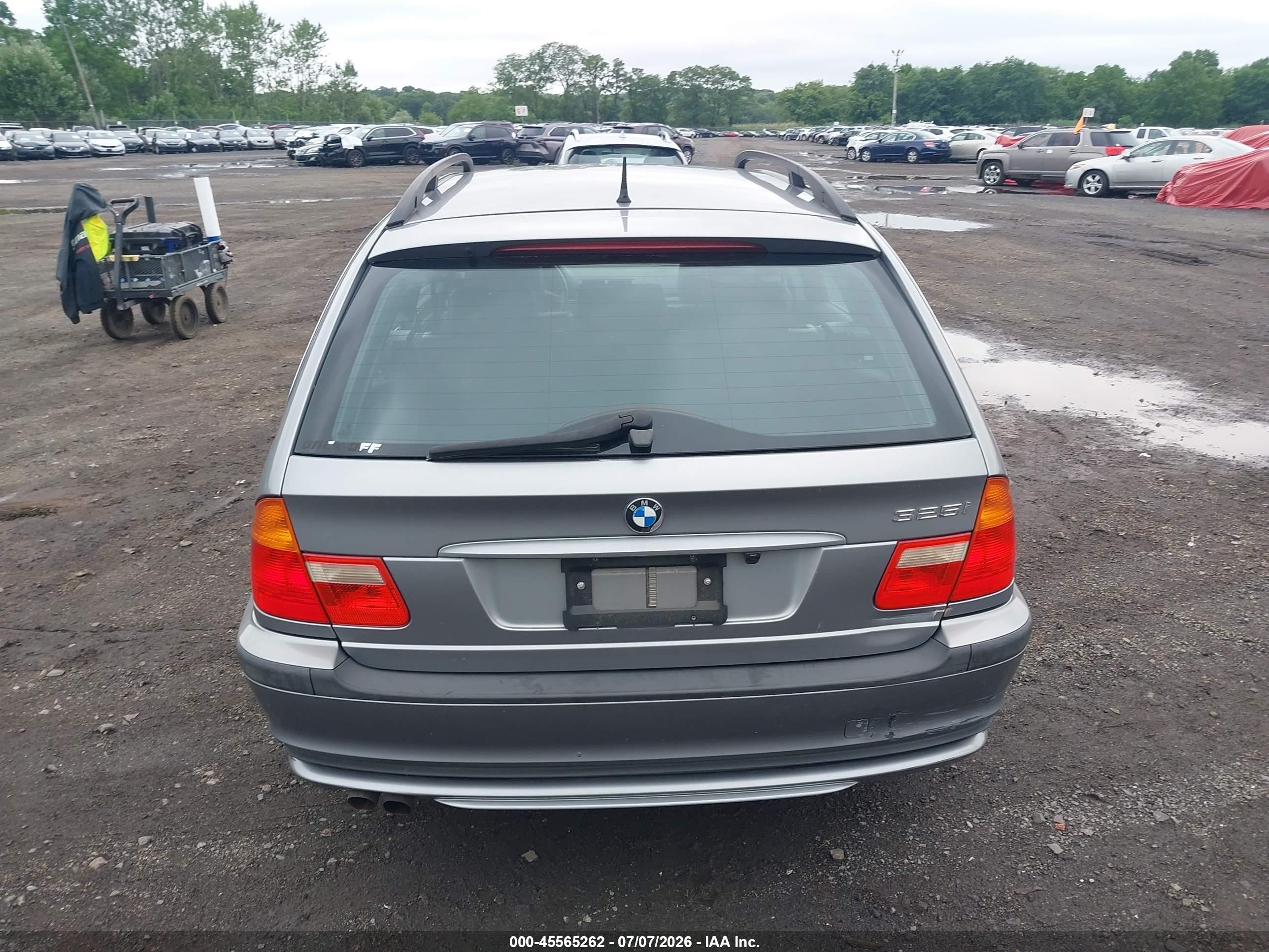 2004 Bmw 325it   Silver vin: WBAEN33434PC13108