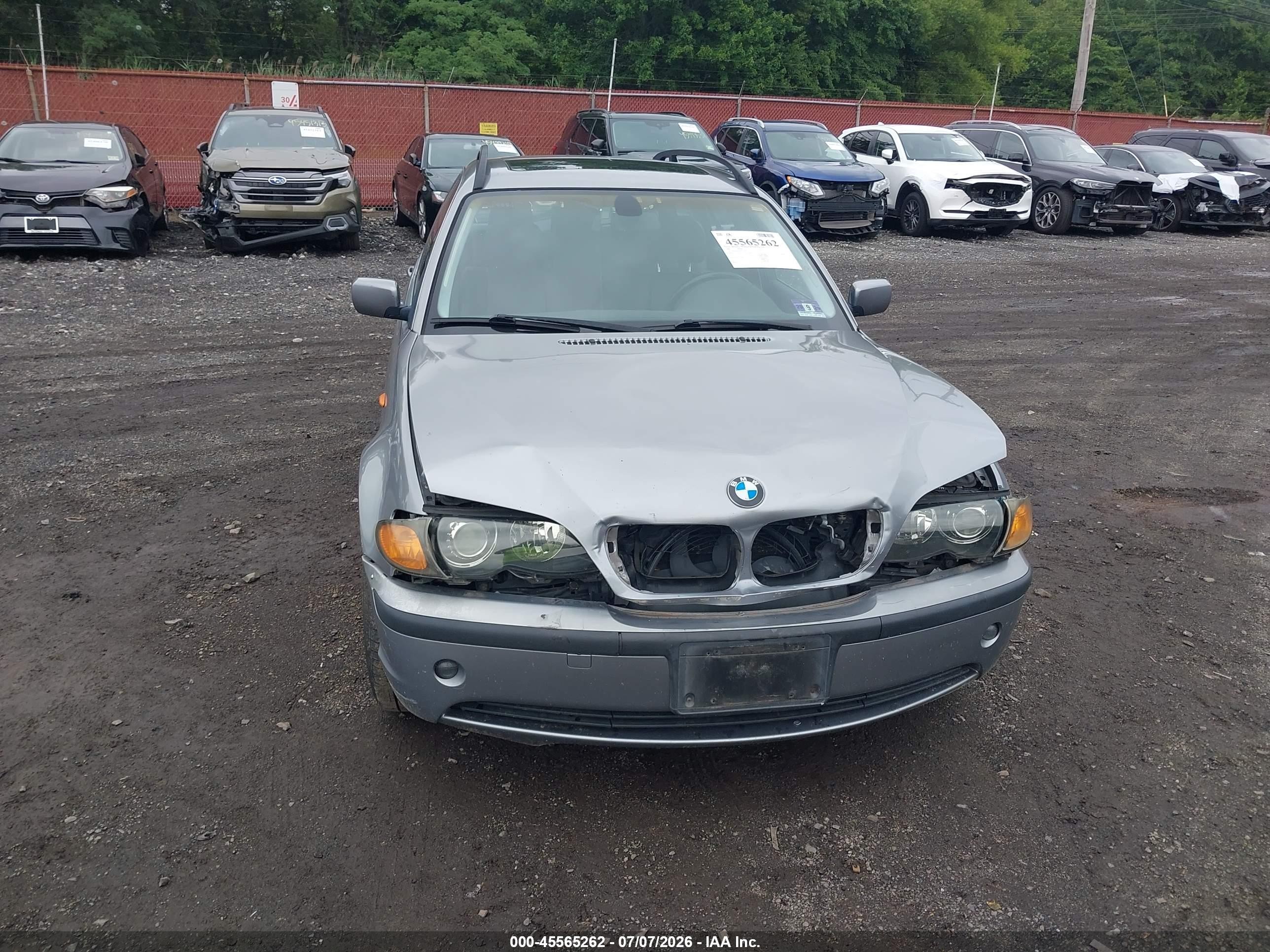 2004 Bmw 325it   Silver vin: WBAEN33434PC13108
