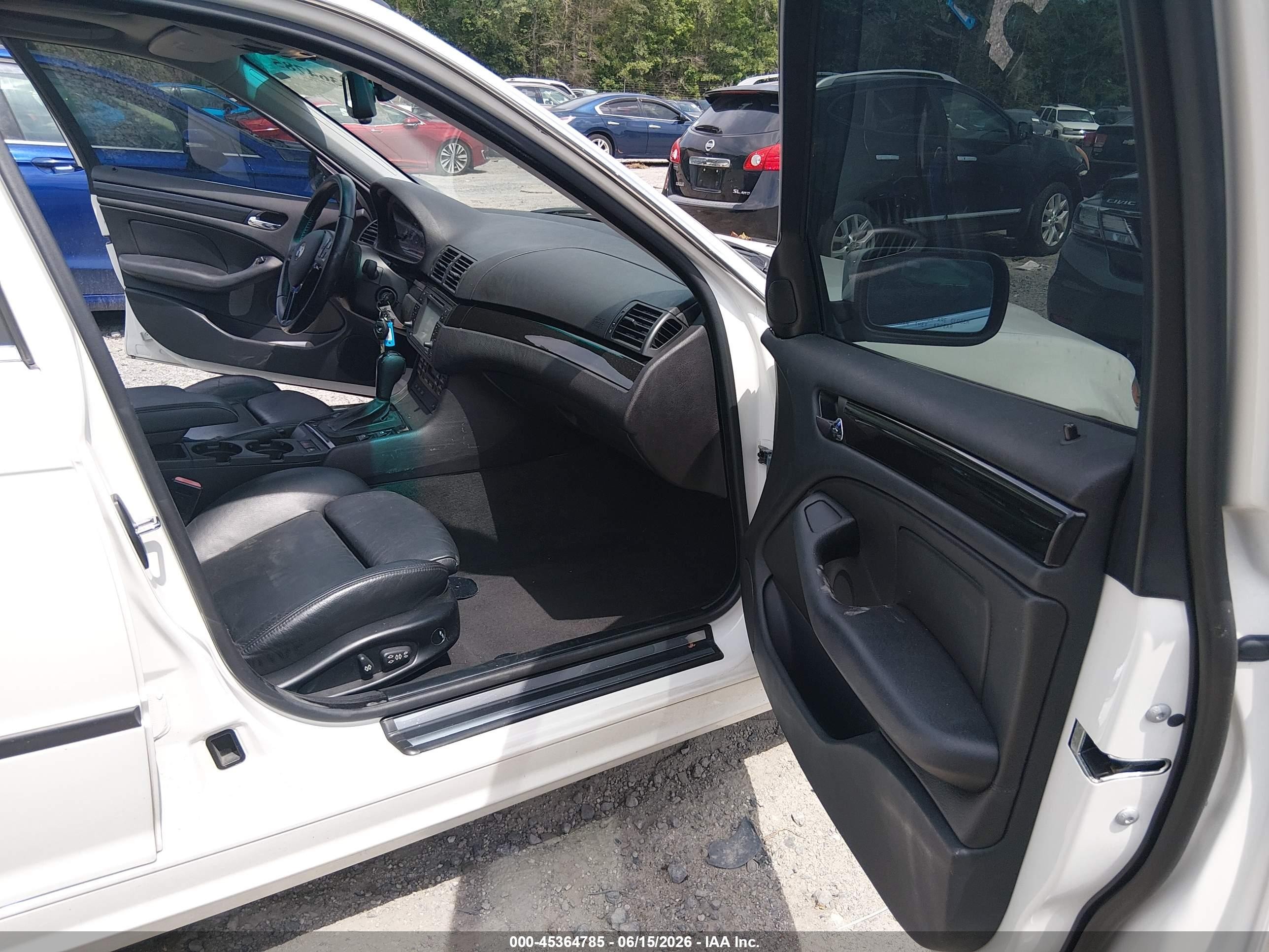 2004 Bmw 325xit   White vin: WBAEP33434PF04606