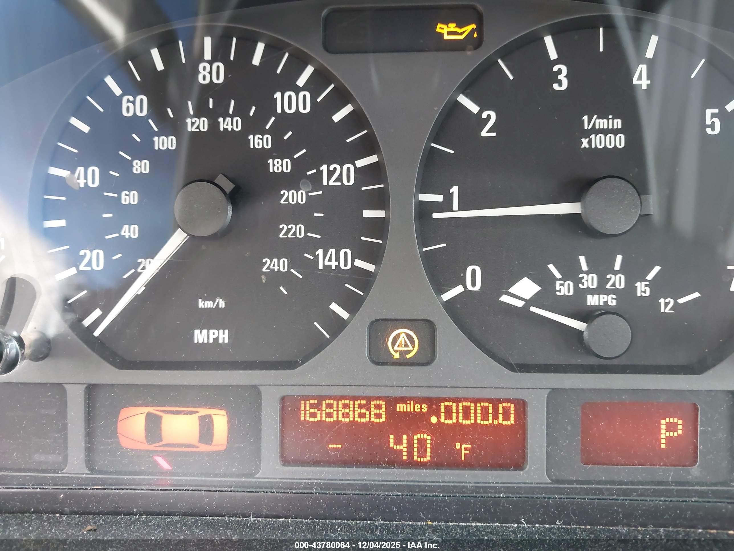 2002 Bmw 325xit   Silver vin: WBAEP33442PF01145
