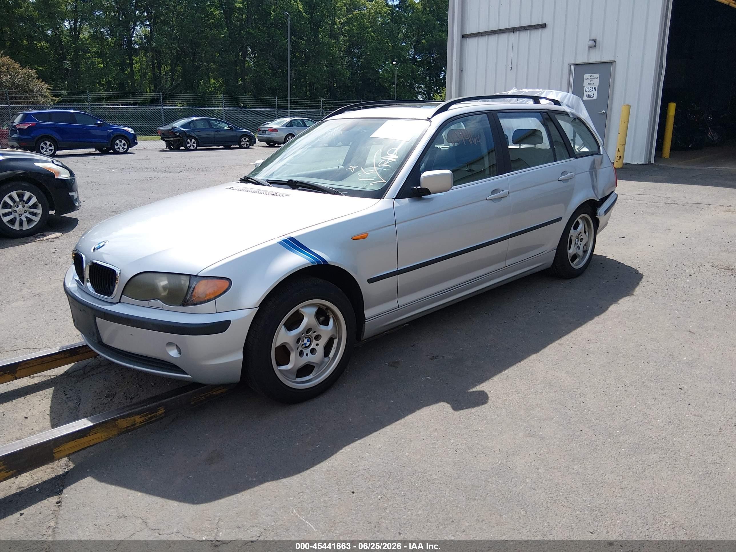 2003 Bmw 325xit   Silver vin: WBAEP33483PF01585