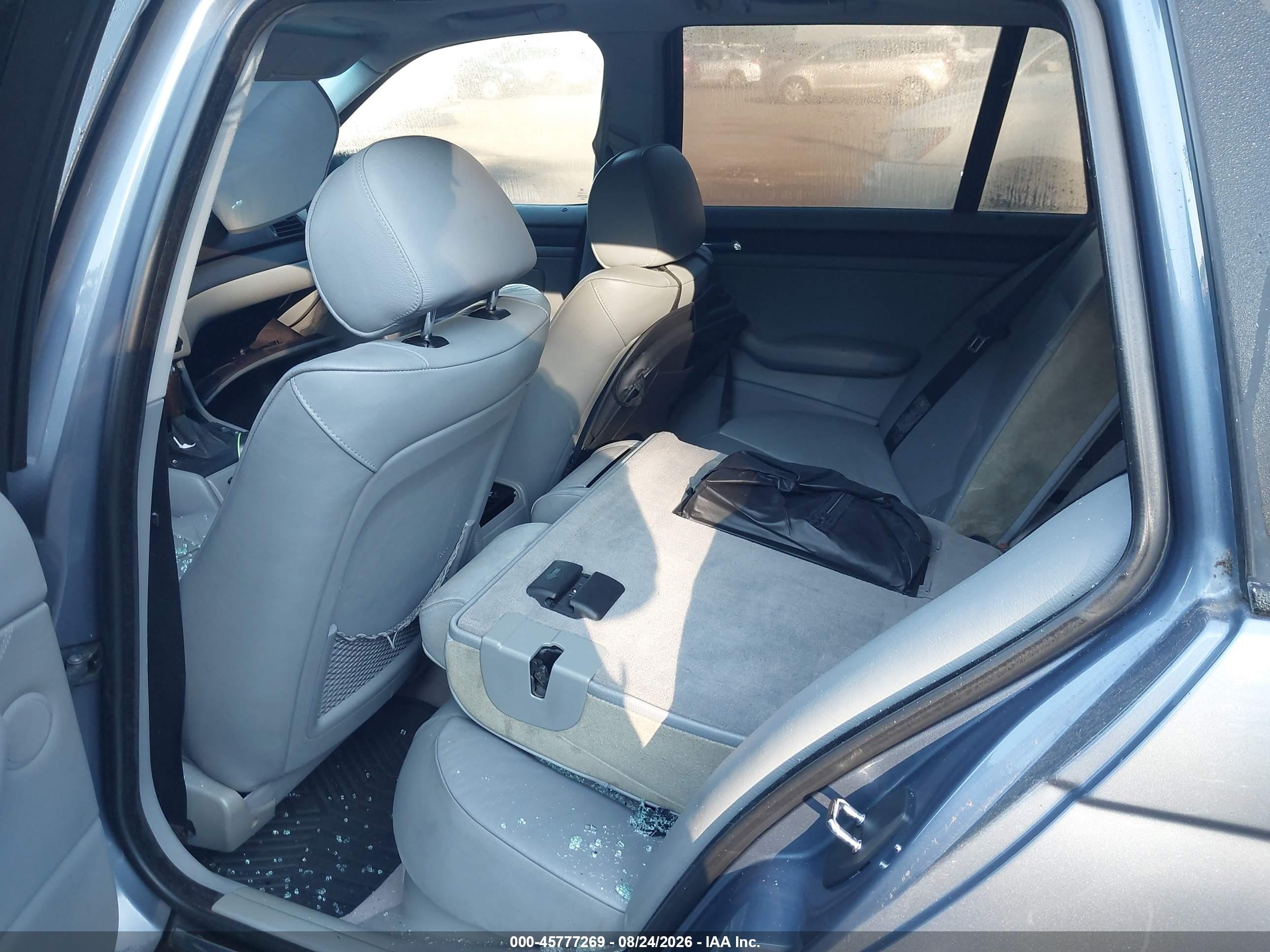 2004 Bmw 325xit   Blue vin: WBAEP33484PF03676