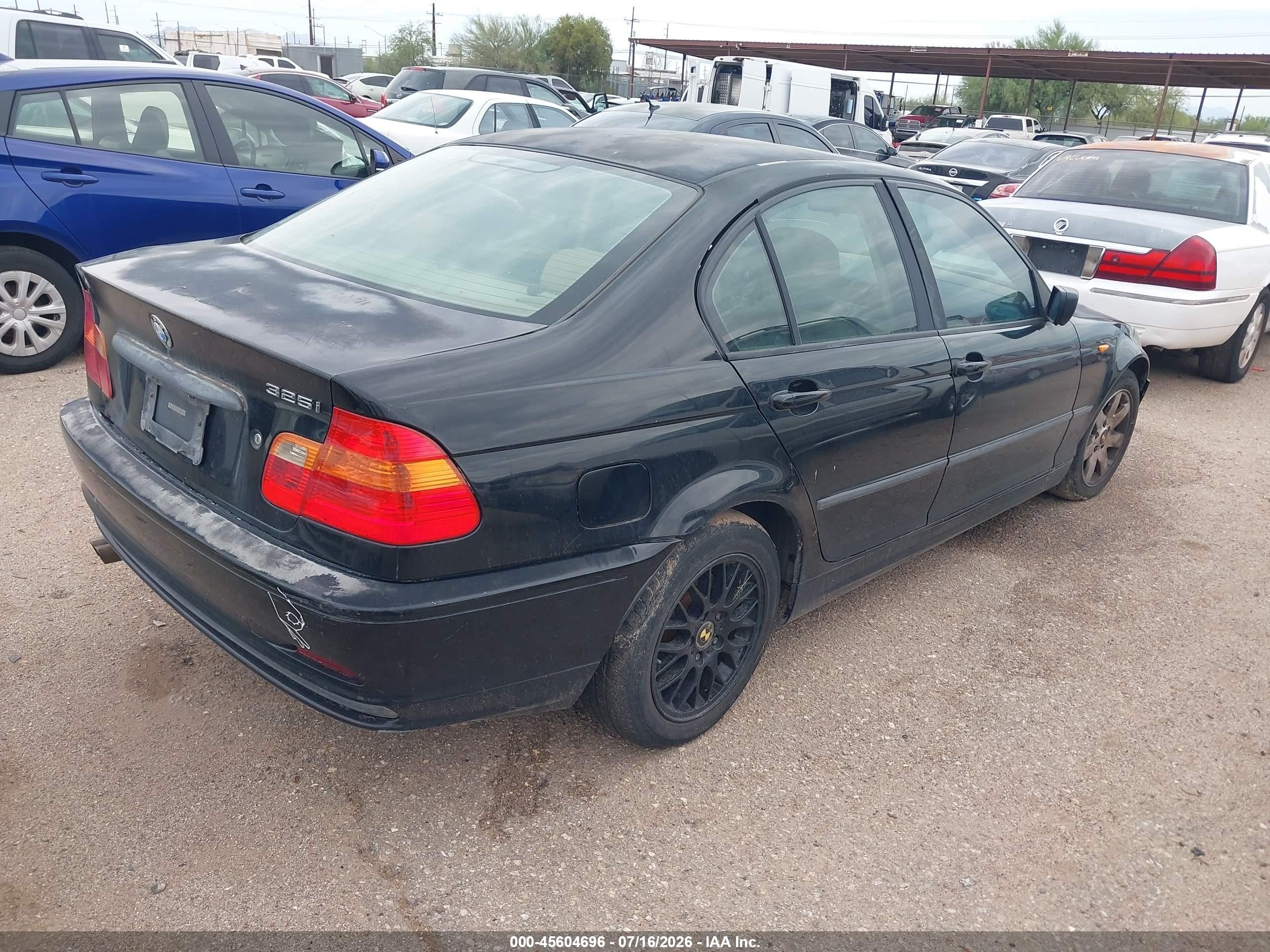2002 Bmw 325i   Black vin: WBAET37402NG73822