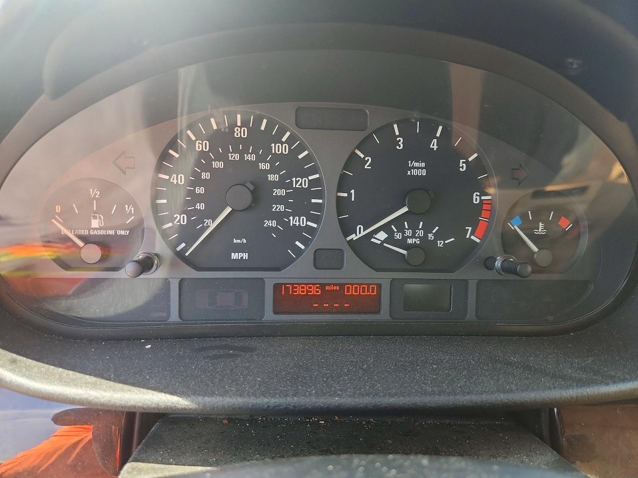 2003 Bmw 325 I Black vin: WBAET37413NJ31708